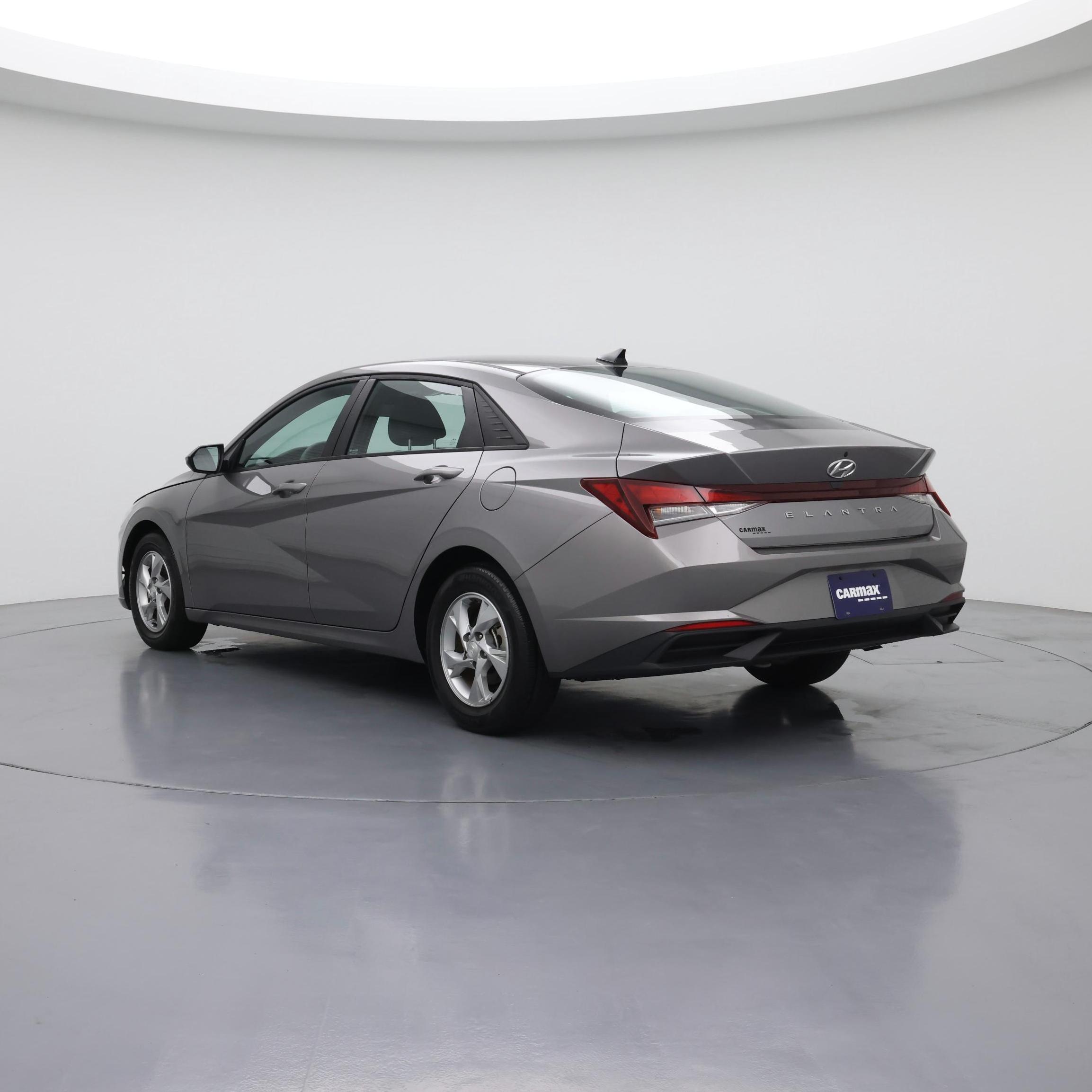 Thumbnail: 2022 Hyundai Elantra - 2