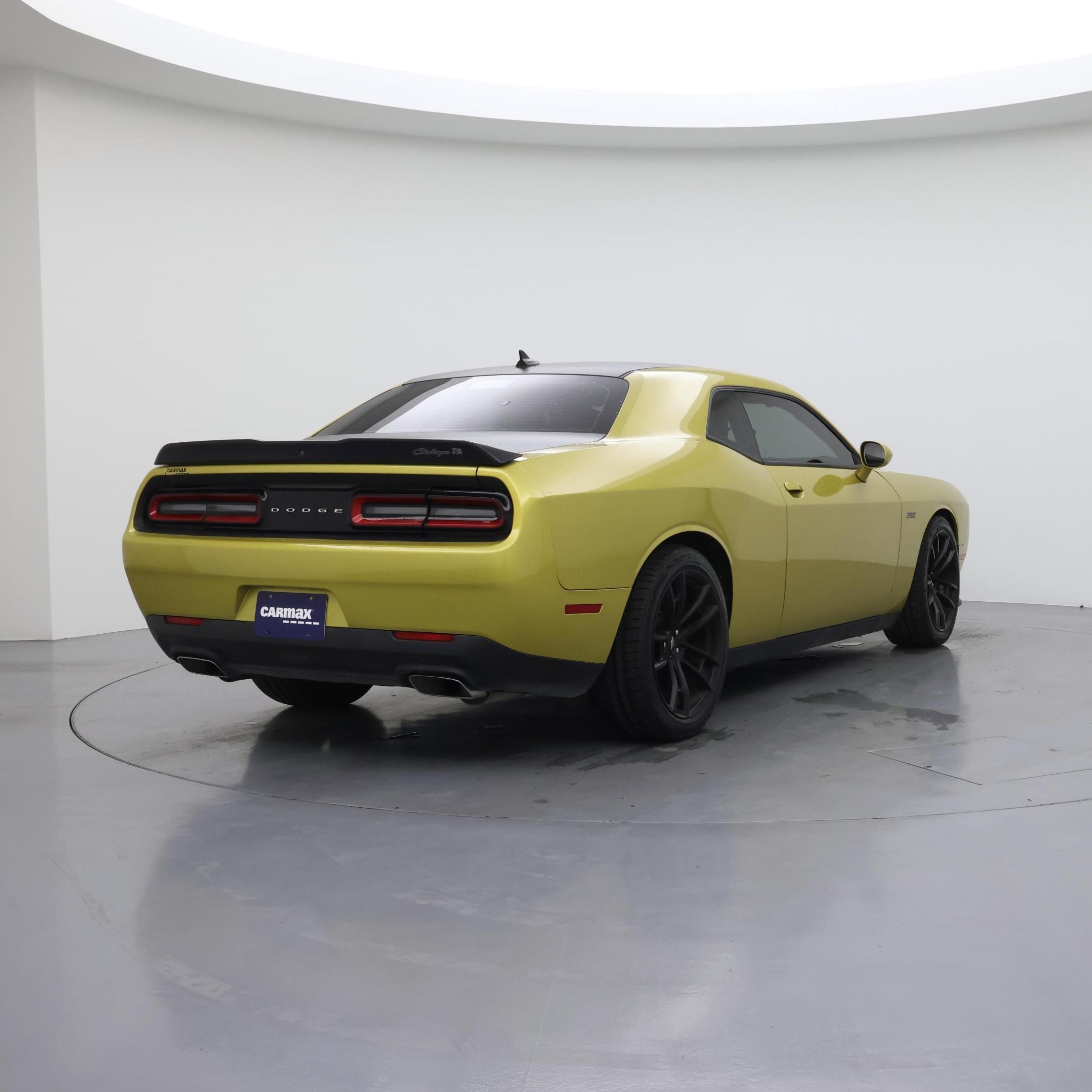 Thumbnail: 2021 Dodge Challenger - 8