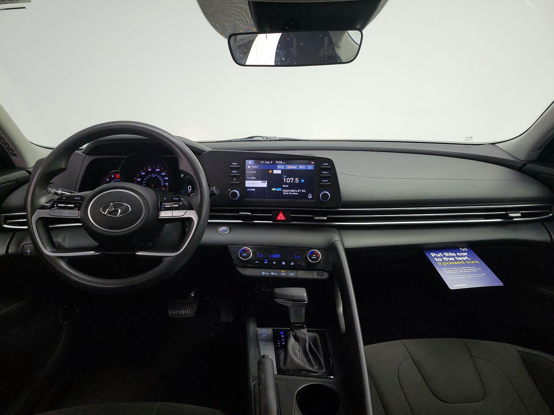 Thumbnail: 2022 Hyundai Elantra - 9