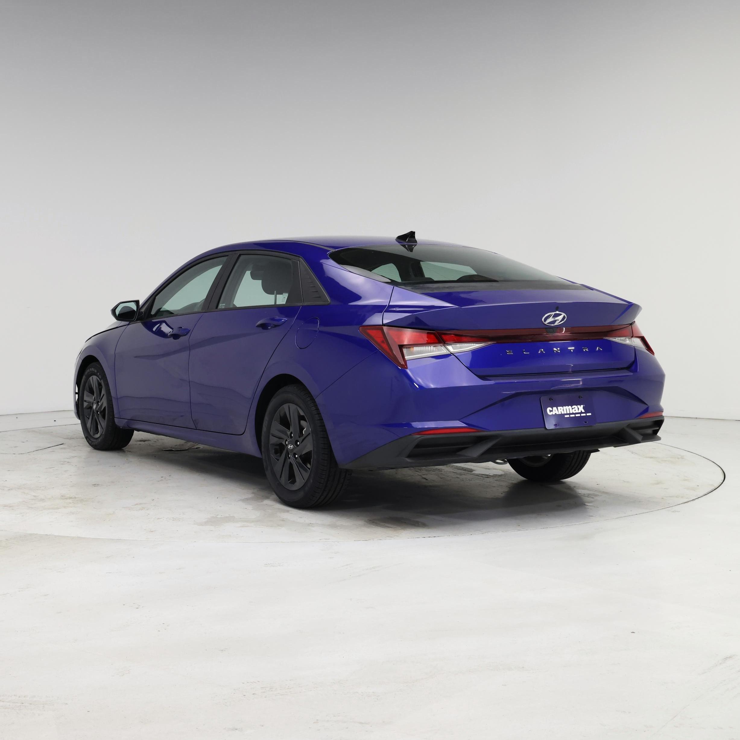 Thumbnail: 2022 Hyundai Elantra - 2