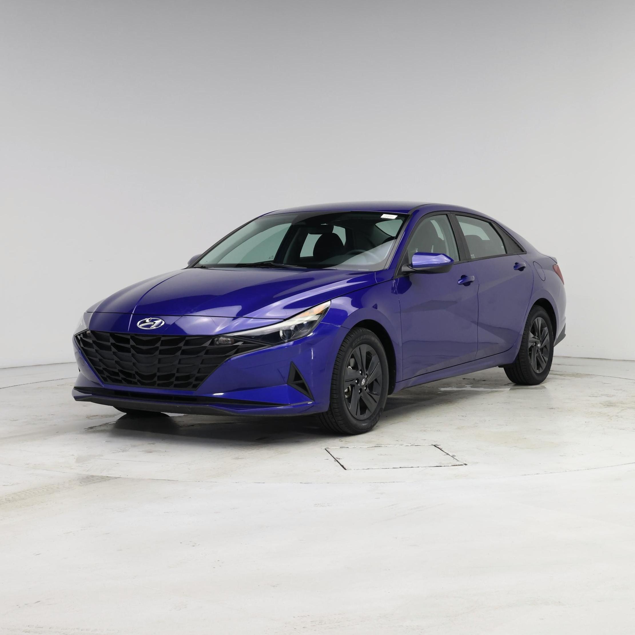 Thumbnail: 2022 Hyundai Elantra - 4