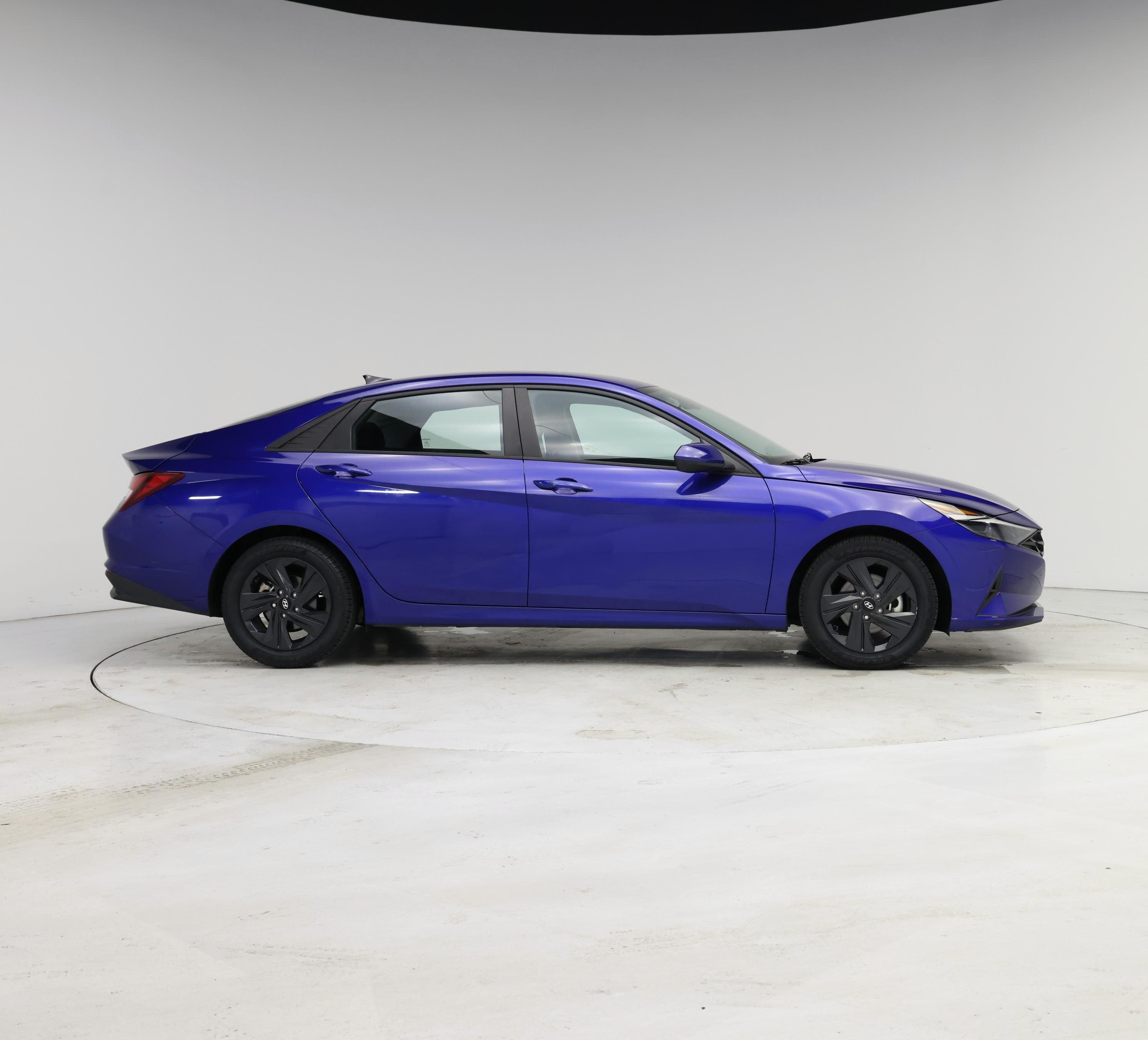 Thumbnail: 2022 Hyundai Elantra - 7