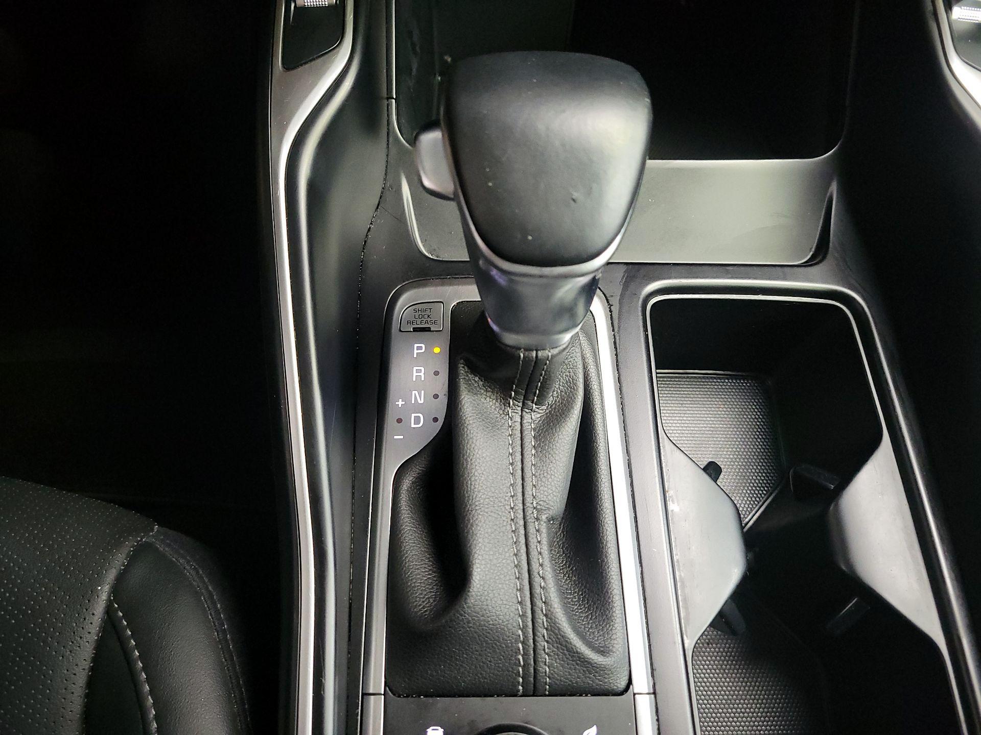 Thumbnail: 2021 Kia Sorento - 17