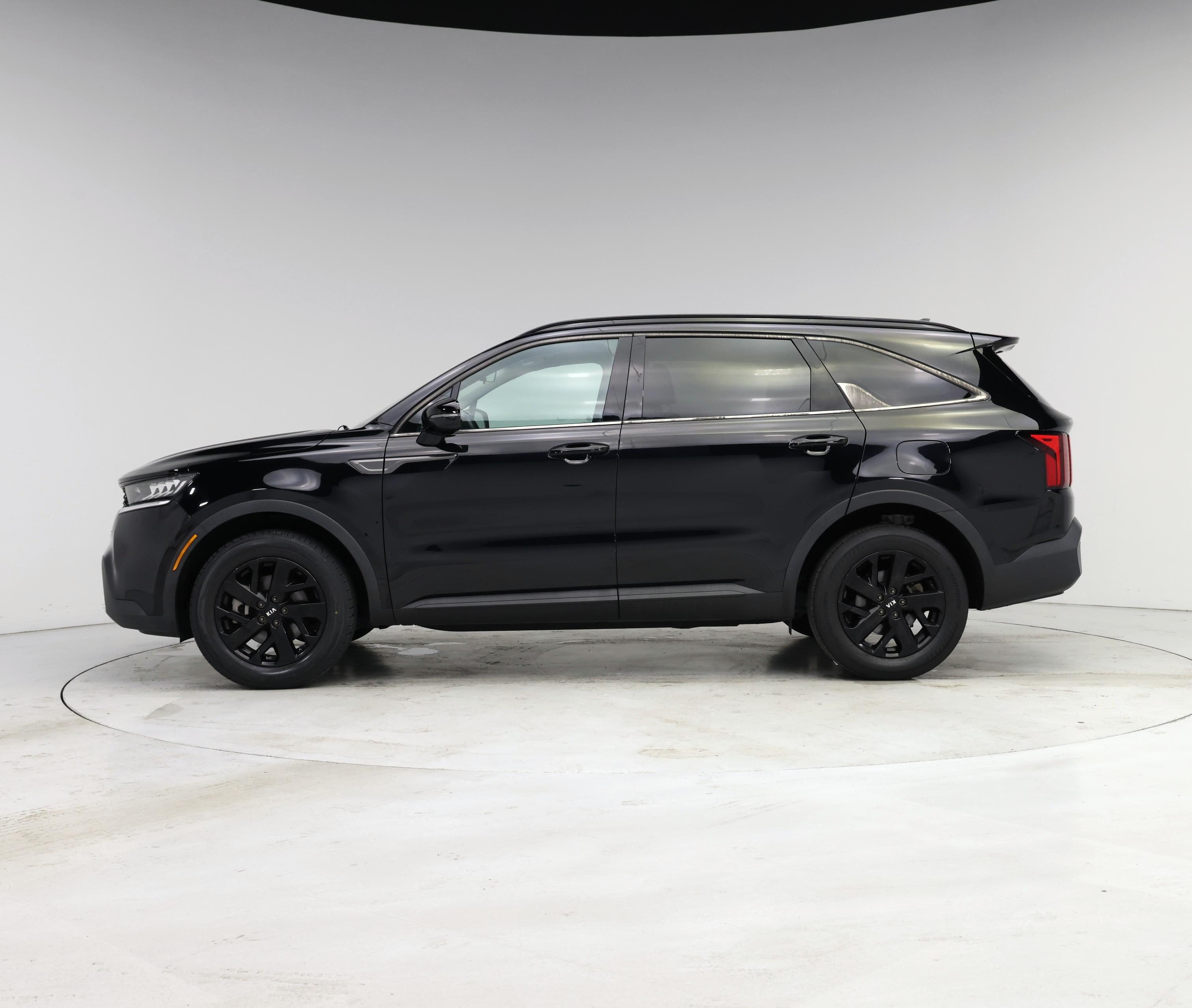 Thumbnail: 2021 Kia Sorento - 3