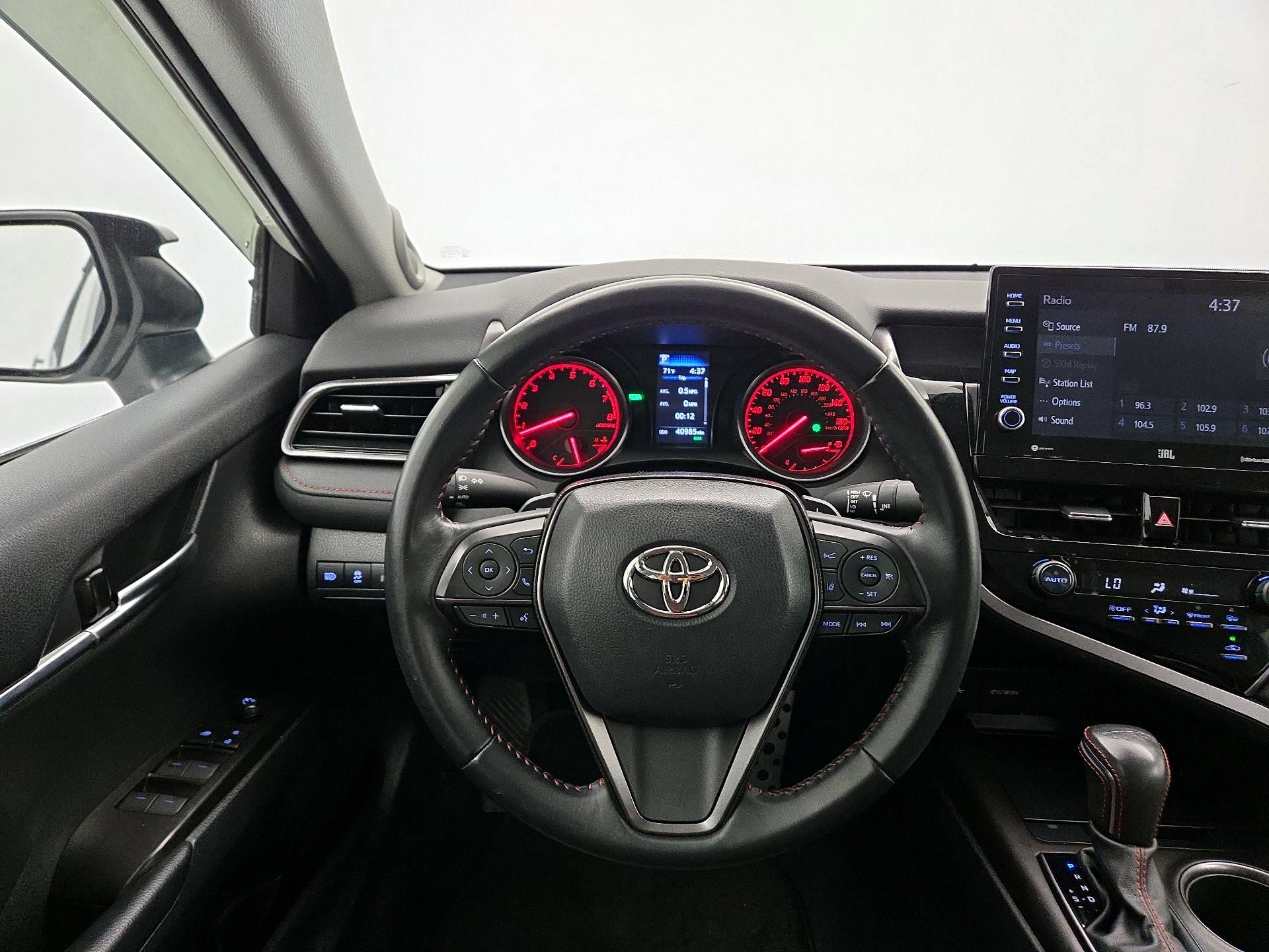 Thumbnail: 2021 Toyota Camry - 10