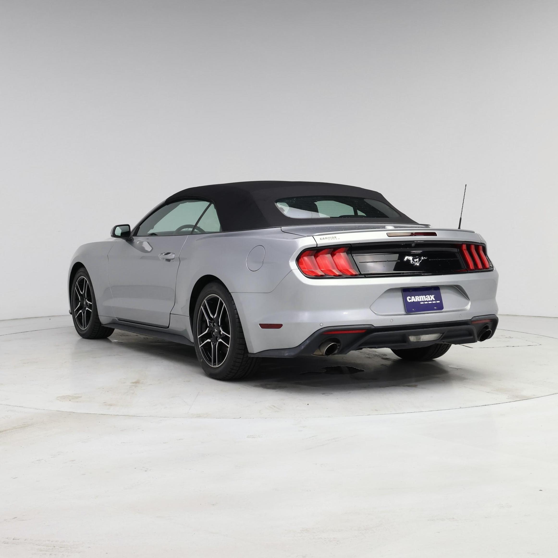 Thumbnail: 2022 Ford Mustang - 2