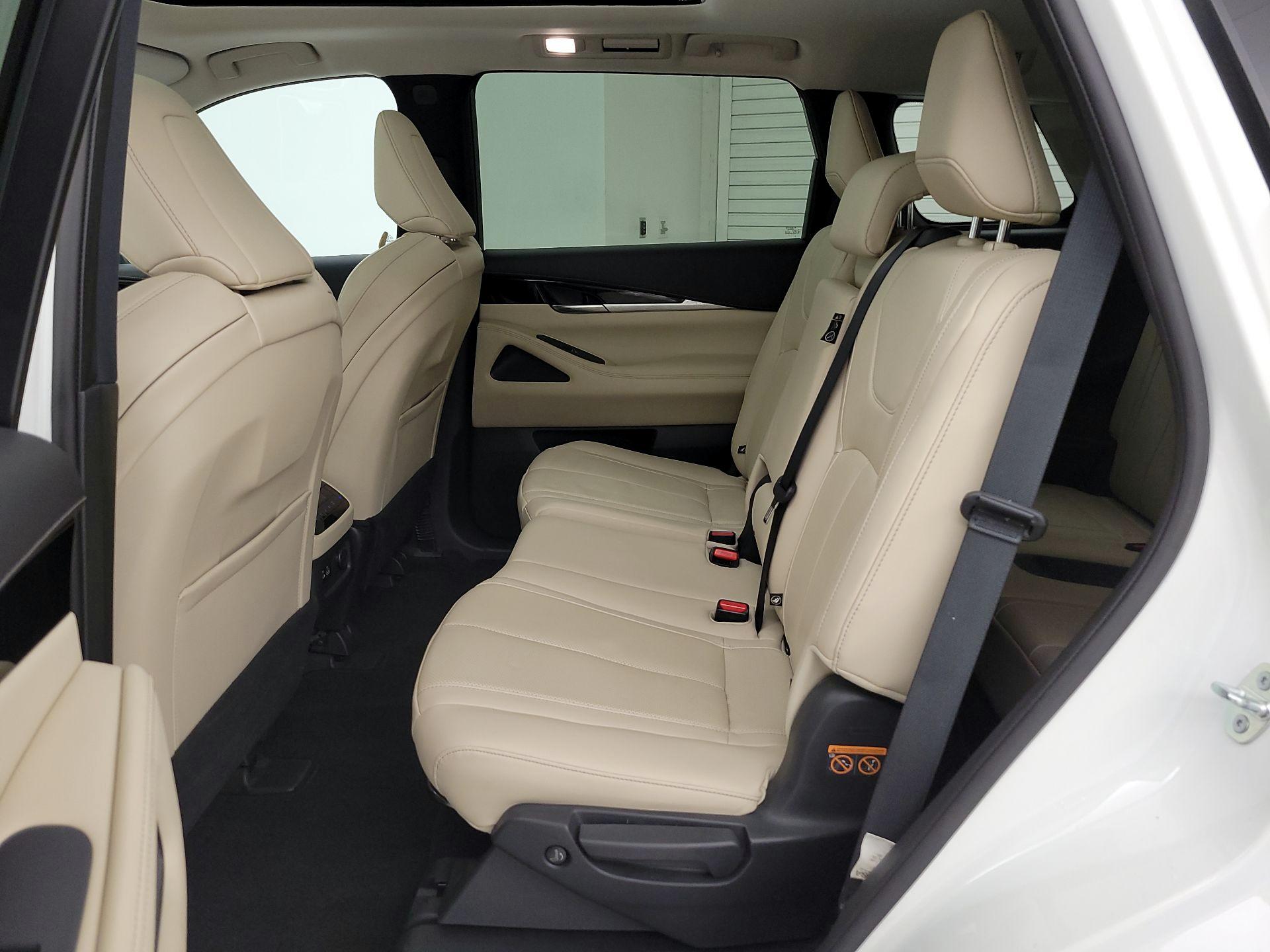 Thumbnail: 2023 INFINITI QX60 - 20