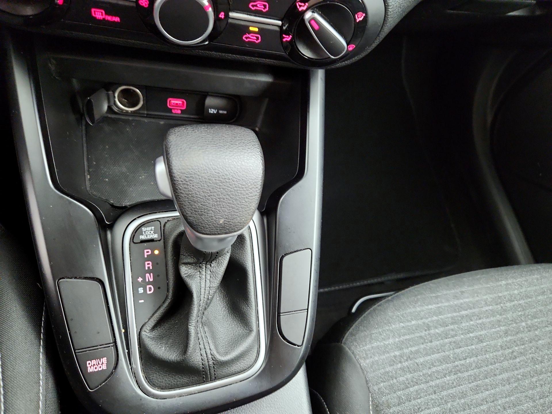 Thumbnail: 2021 Kia Soul - 16