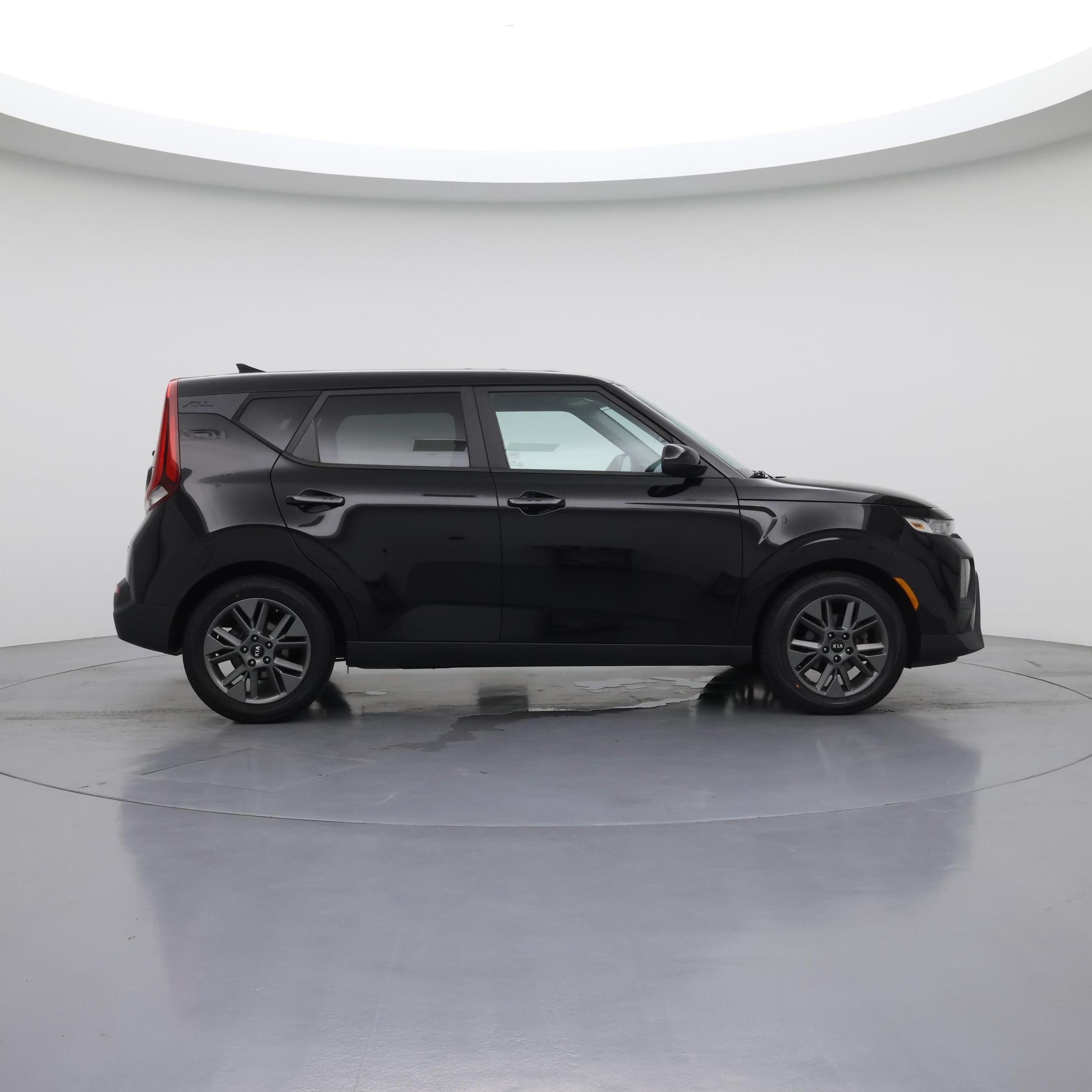 Thumbnail: 2021 Kia Soul - 7