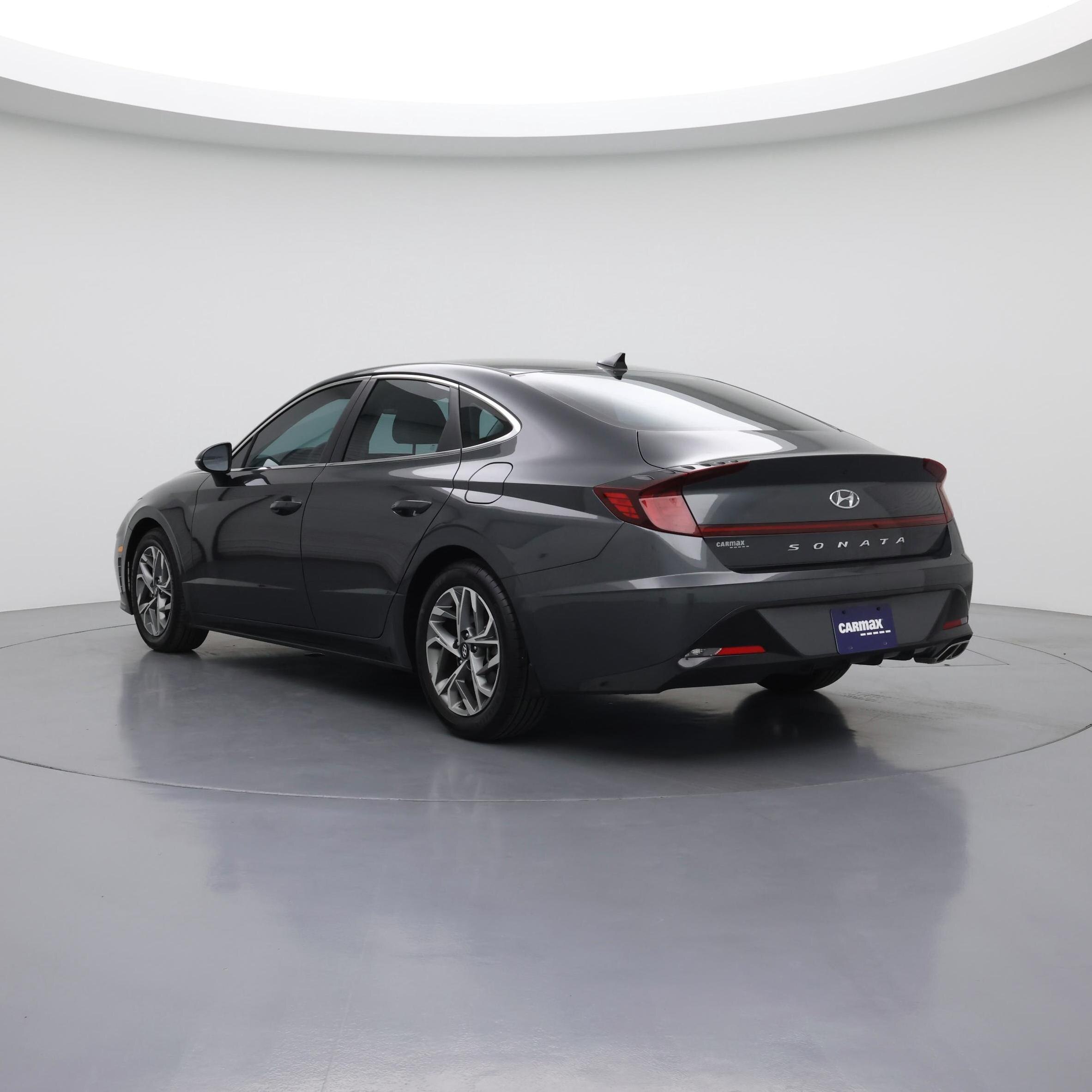 Thumbnail: 2023 Hyundai Sonata - 2