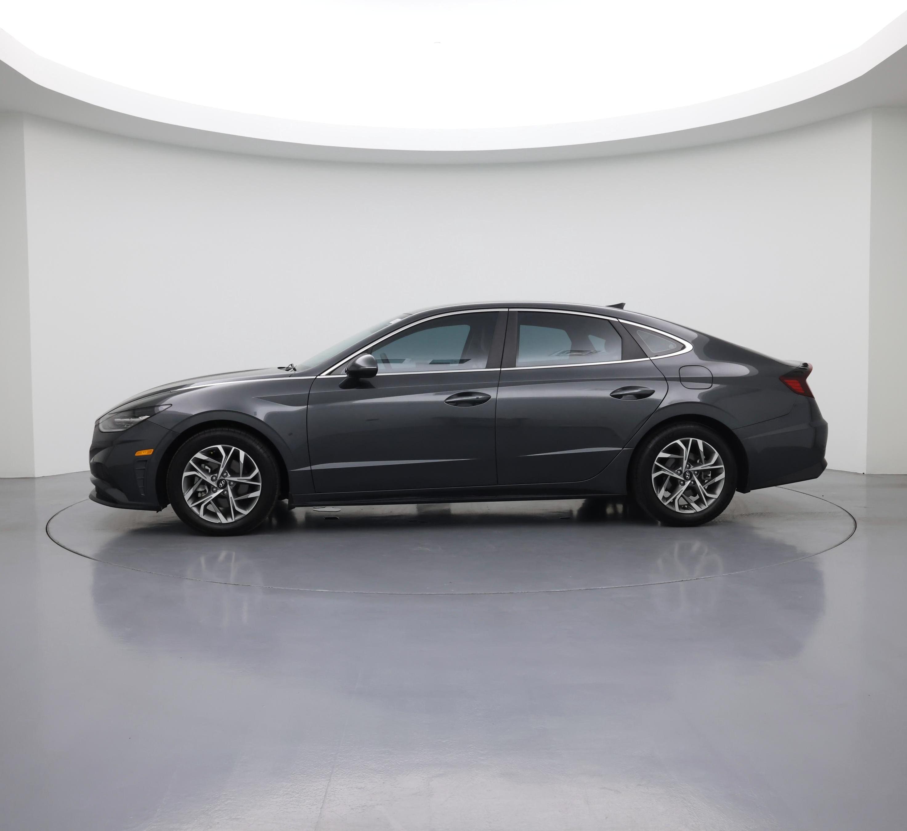 Thumbnail: 2023 Hyundai Sonata - 3