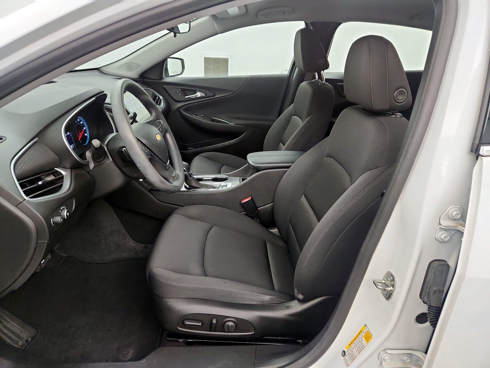 Thumbnail: 2023 Chevrolet Malibu - 11