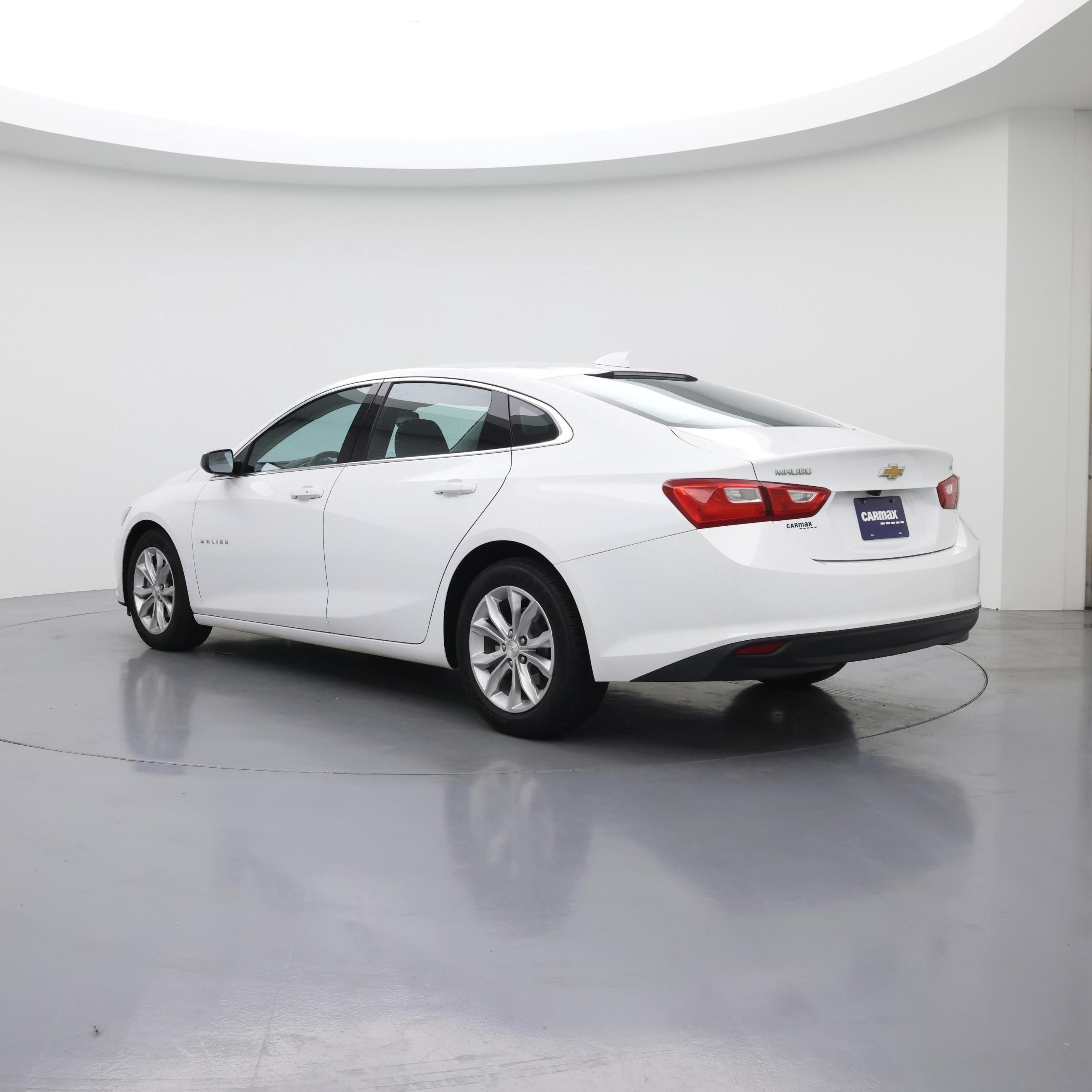 Thumbnail: 2023 Chevrolet Malibu - 2