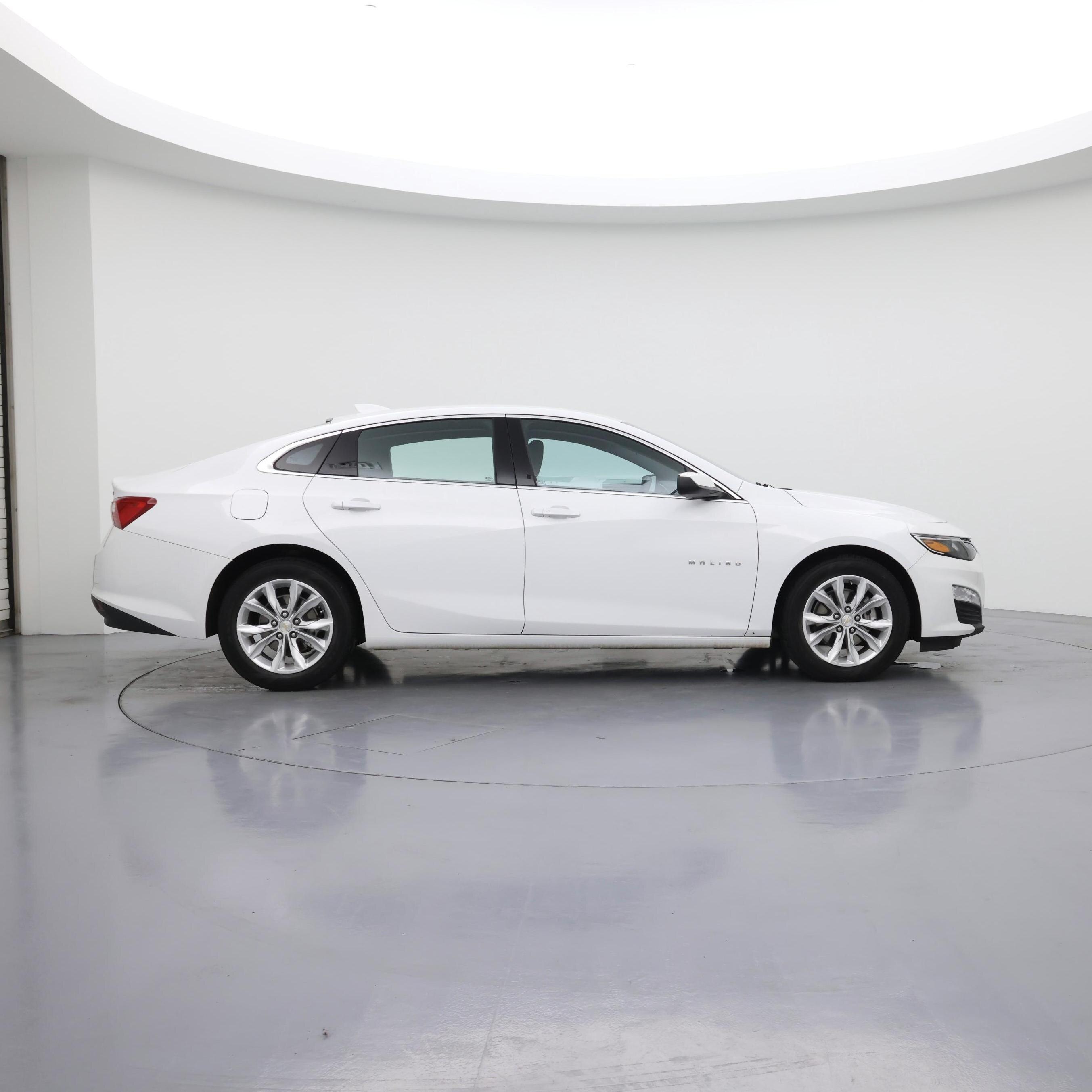Thumbnail: 2023 Chevrolet Malibu - 7