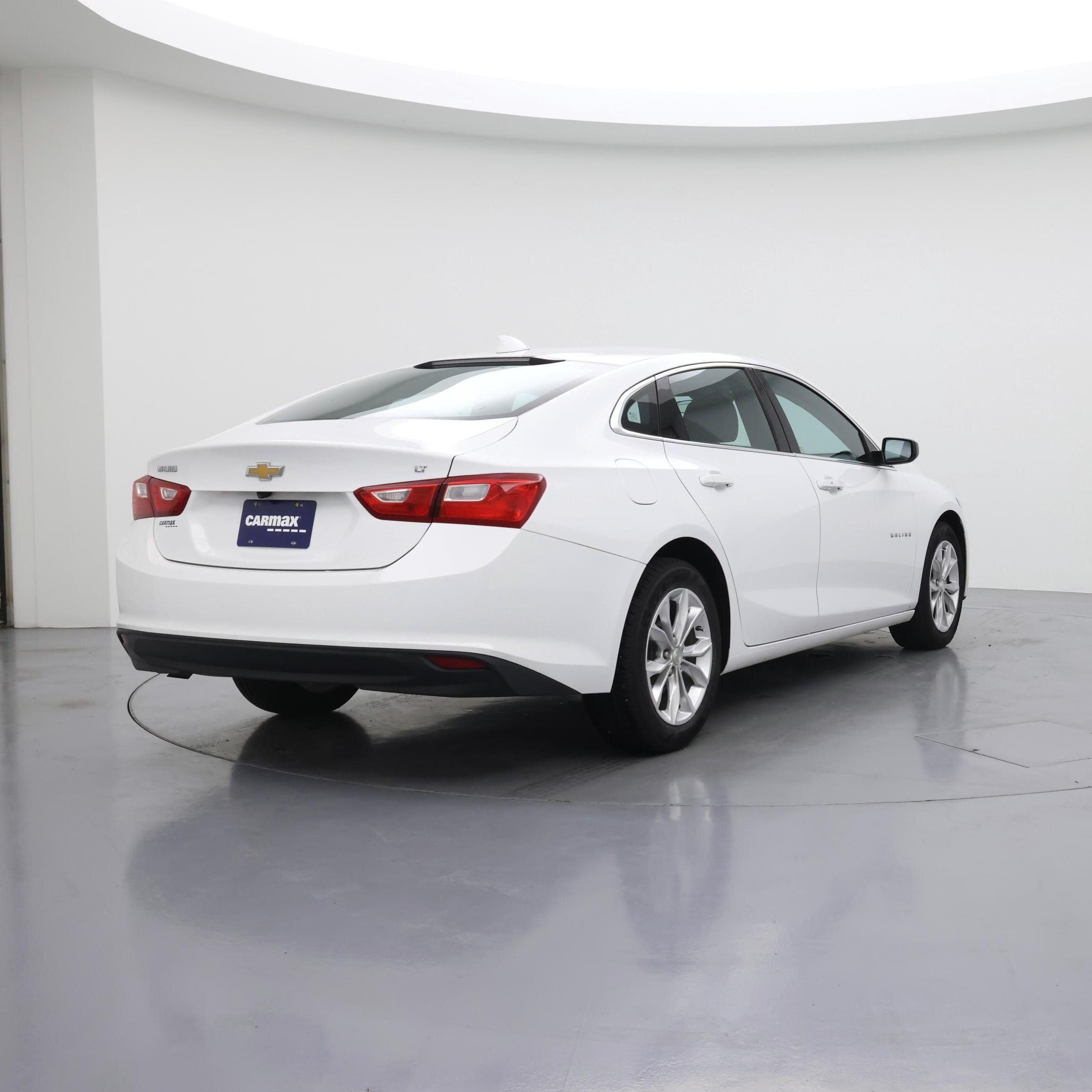 Thumbnail: 2023 Chevrolet Malibu - 8