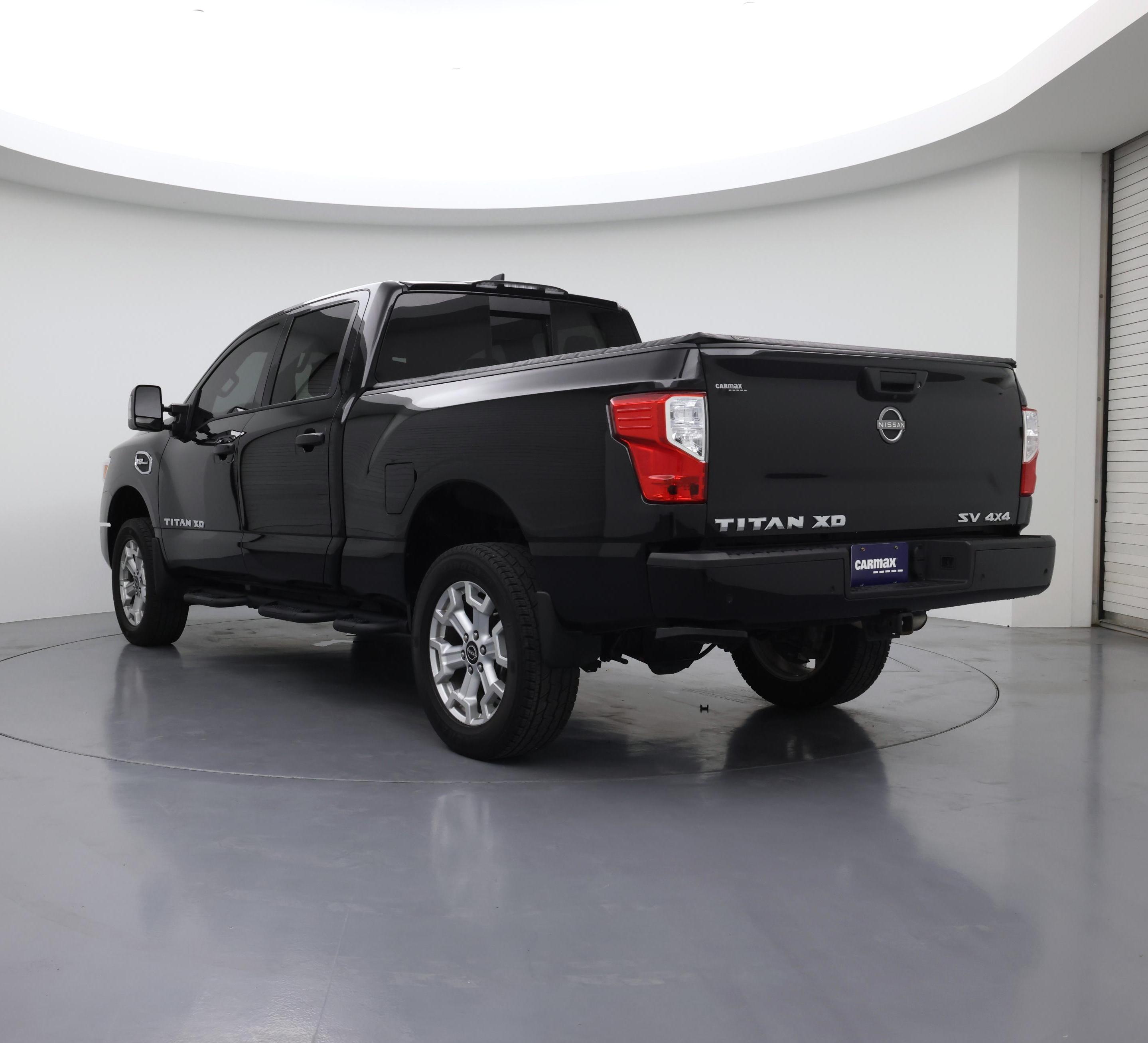 Thumbnail: 2023 Nissan Titan - 2