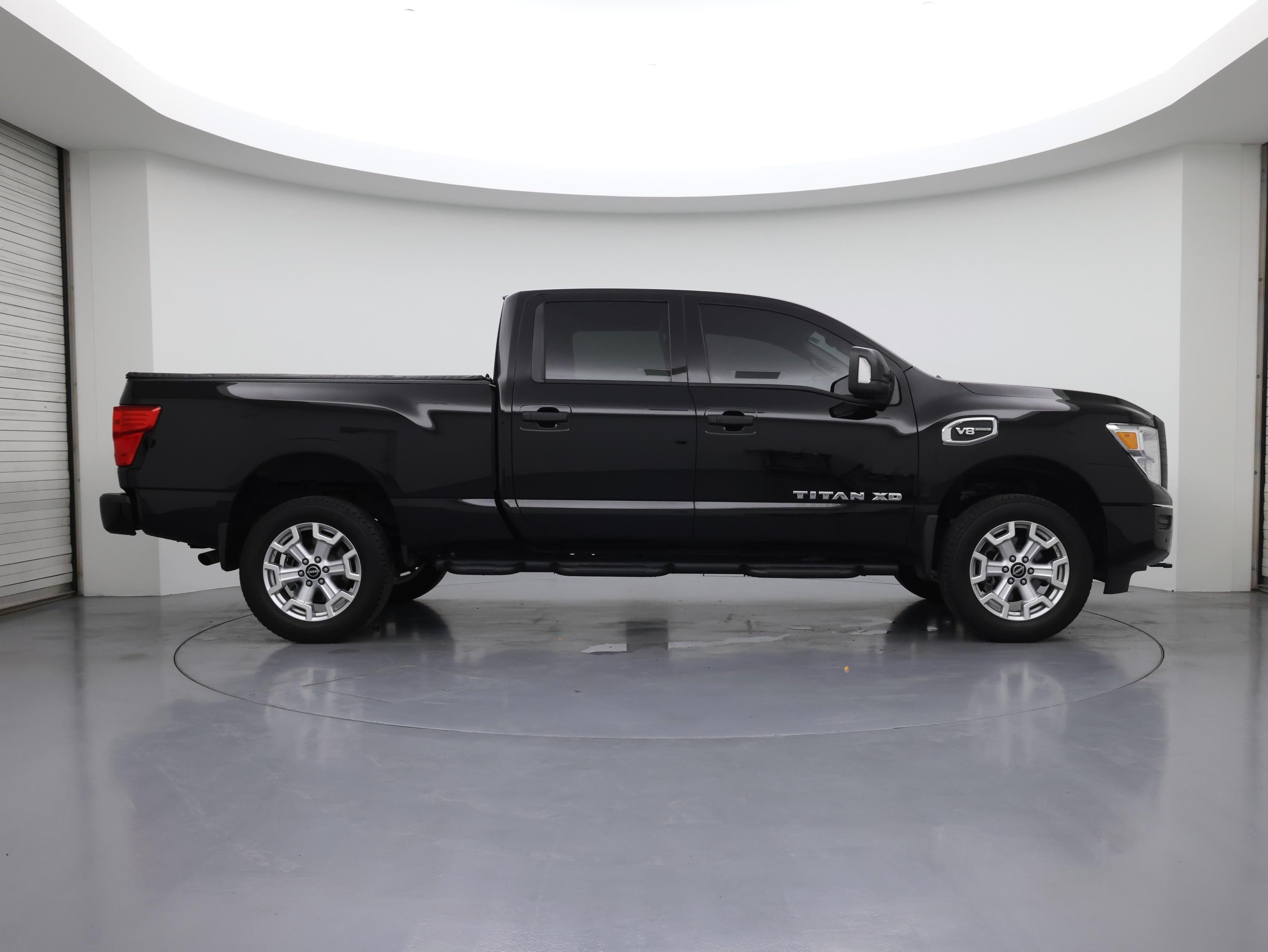 Thumbnail: 2023 Nissan Titan - 7