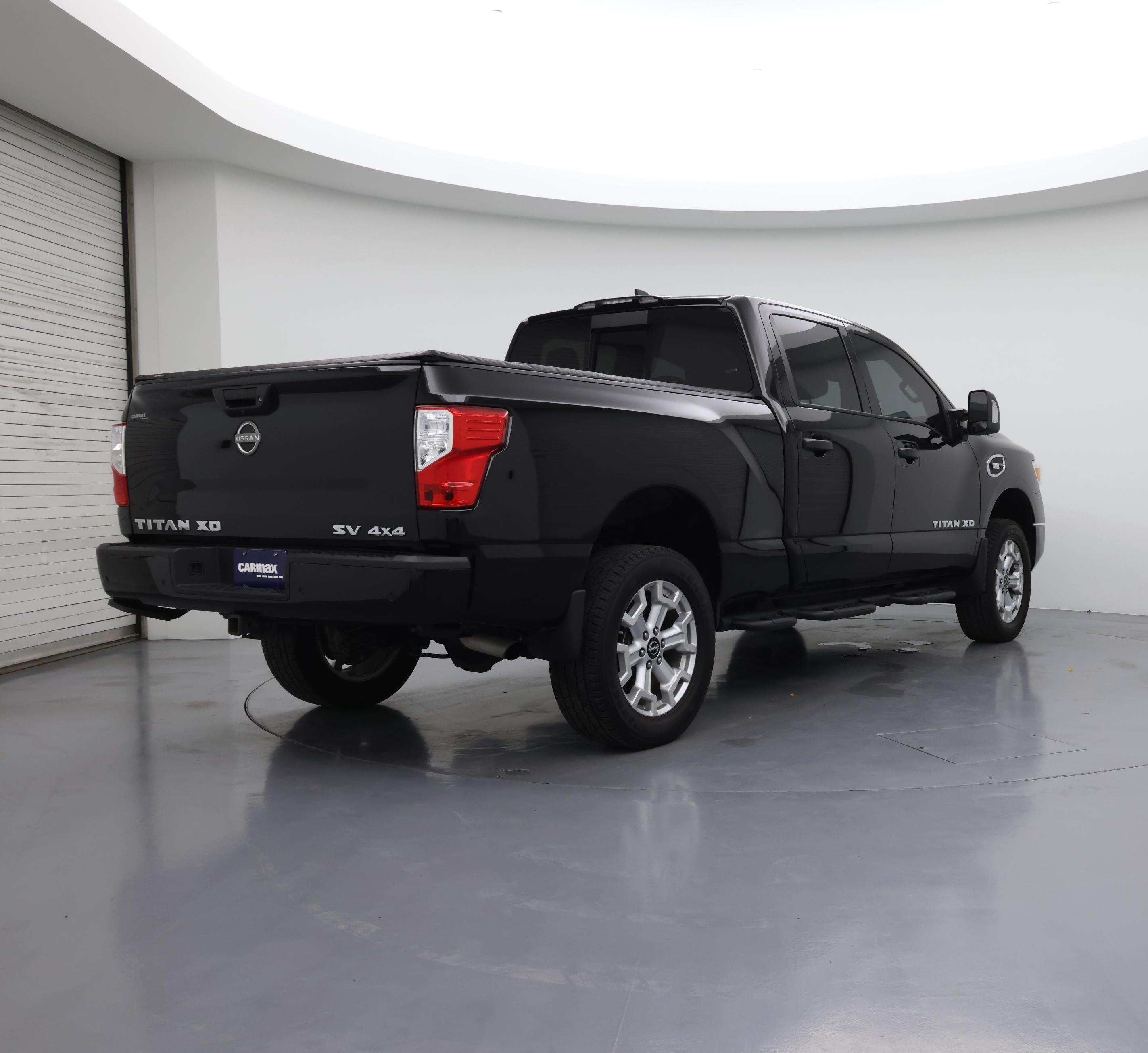 Thumbnail: 2023 Nissan Titan - 8