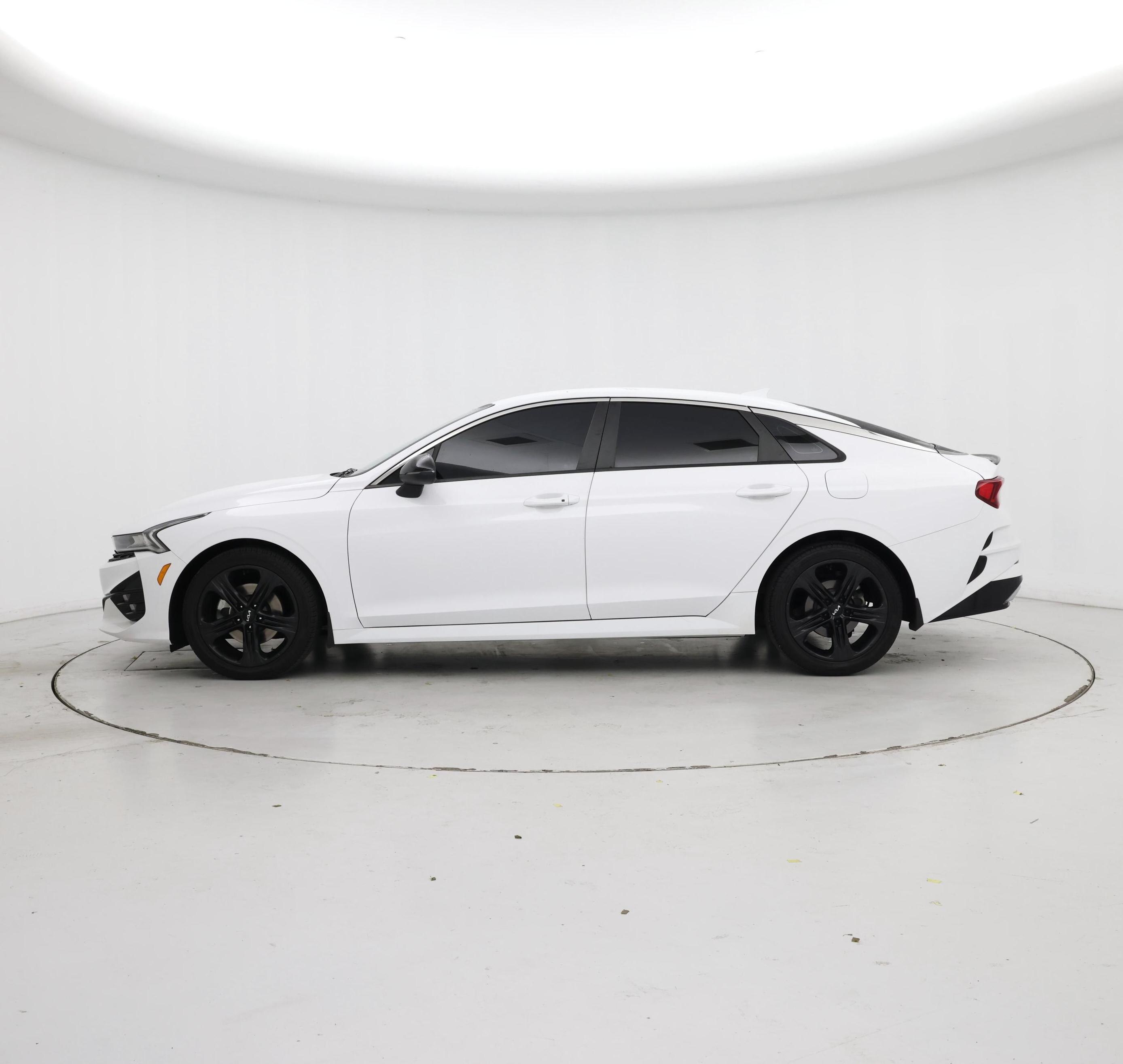 Thumbnail: 2022 Kia K5 - 3