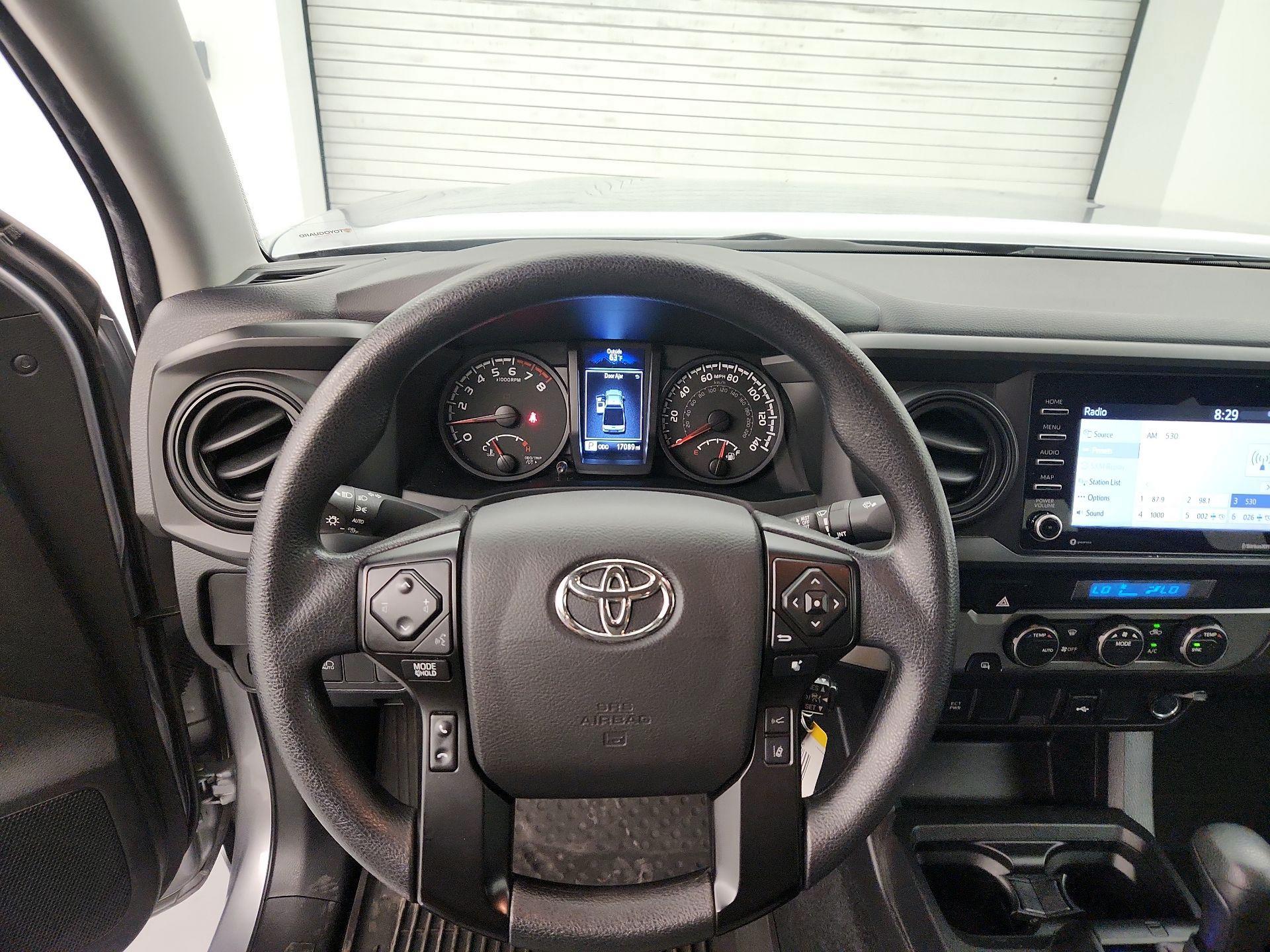 Thumbnail: 2022 Toyota Tacoma - 10