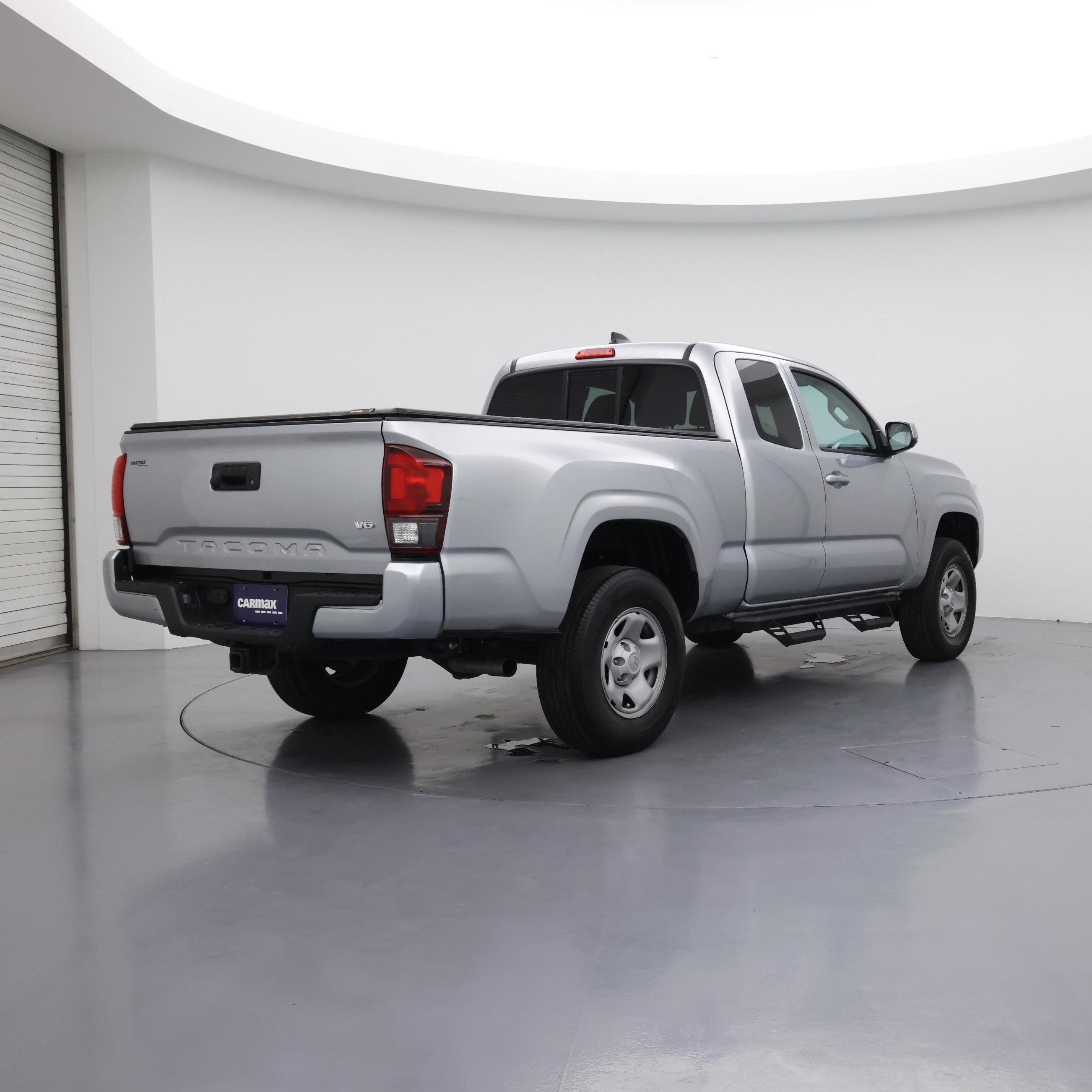 Thumbnail: 2022 Toyota Tacoma - 8