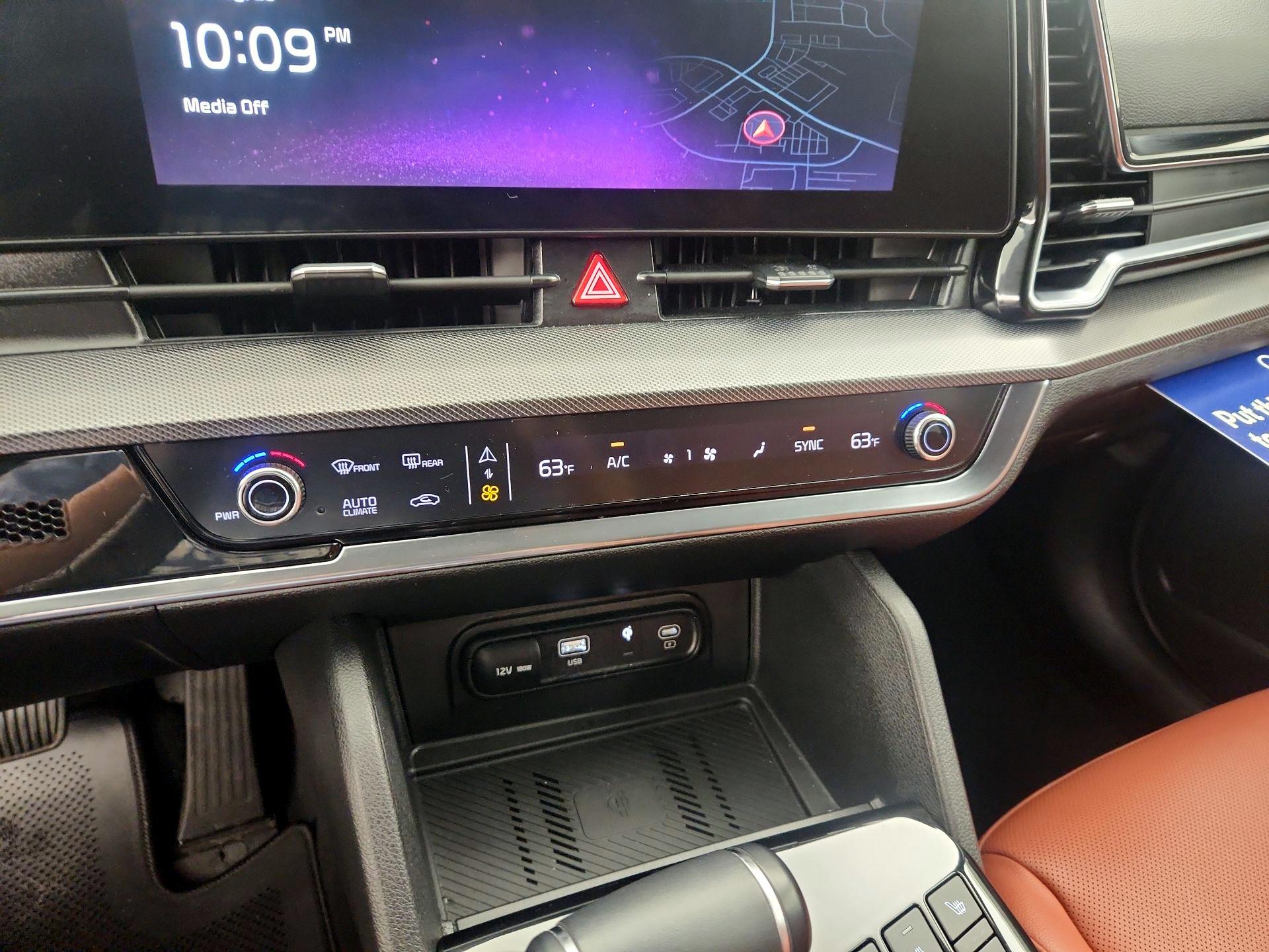 Thumbnail: 2023 Kia Sportage - 17