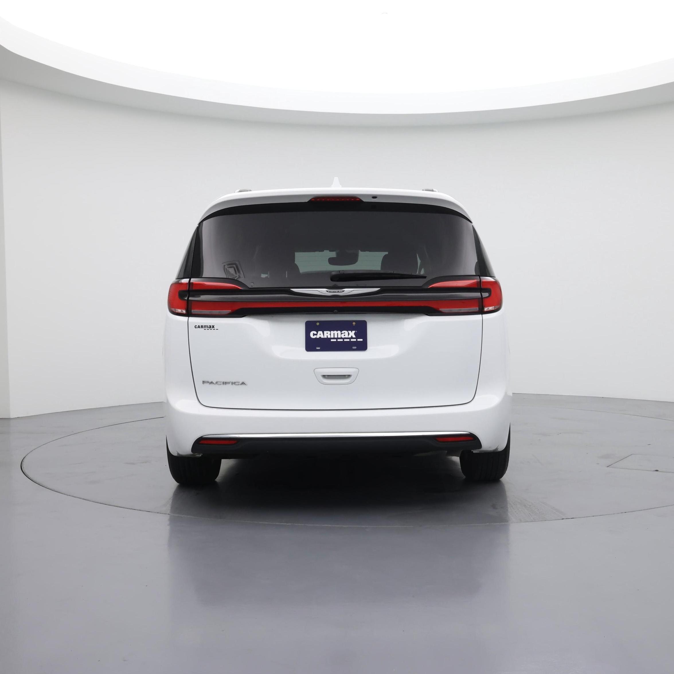 Thumbnail: 2022 Chrysler Pacifica - 6