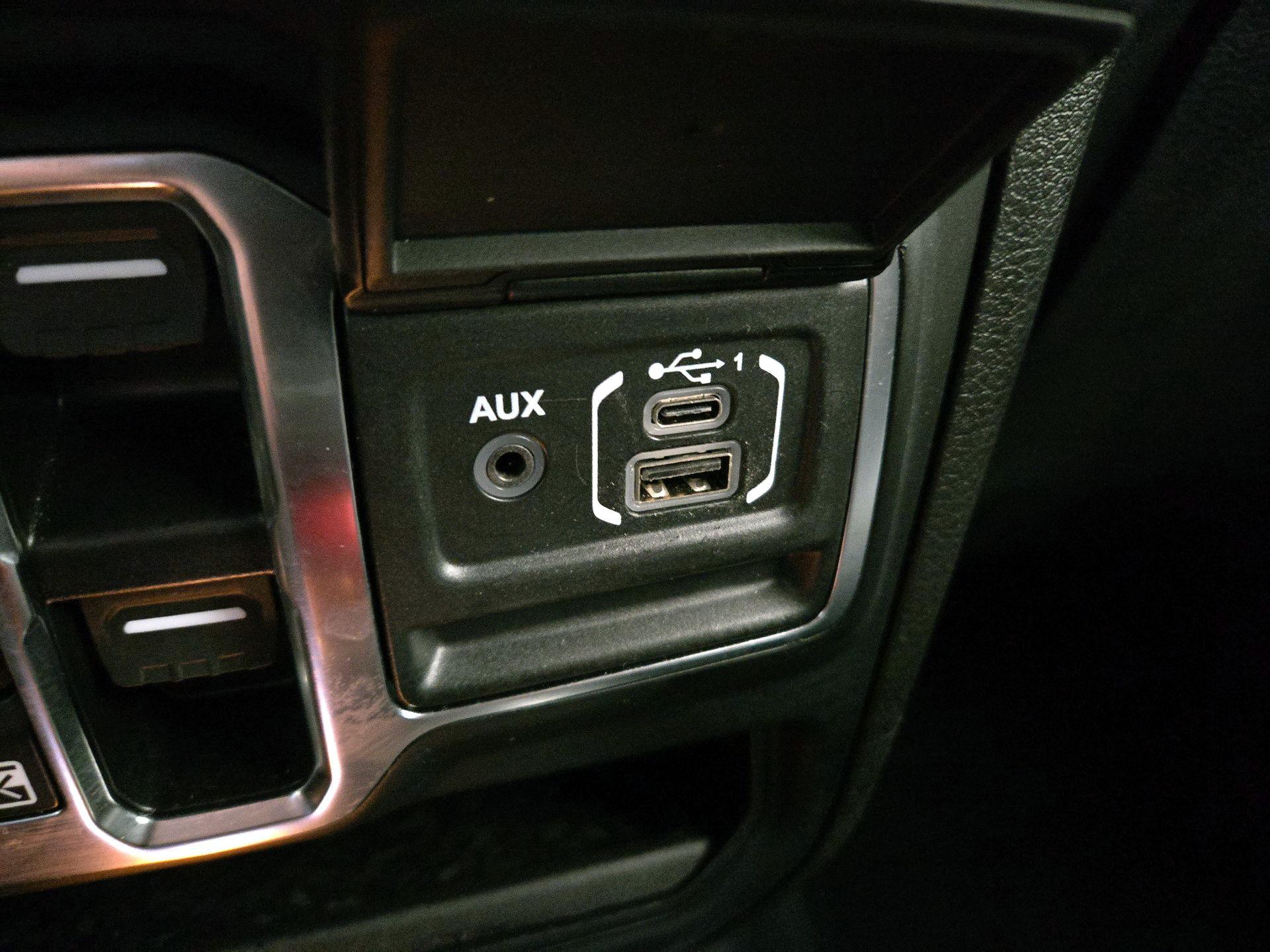 Thumbnail: 2024 Jeep Wrangler - 19