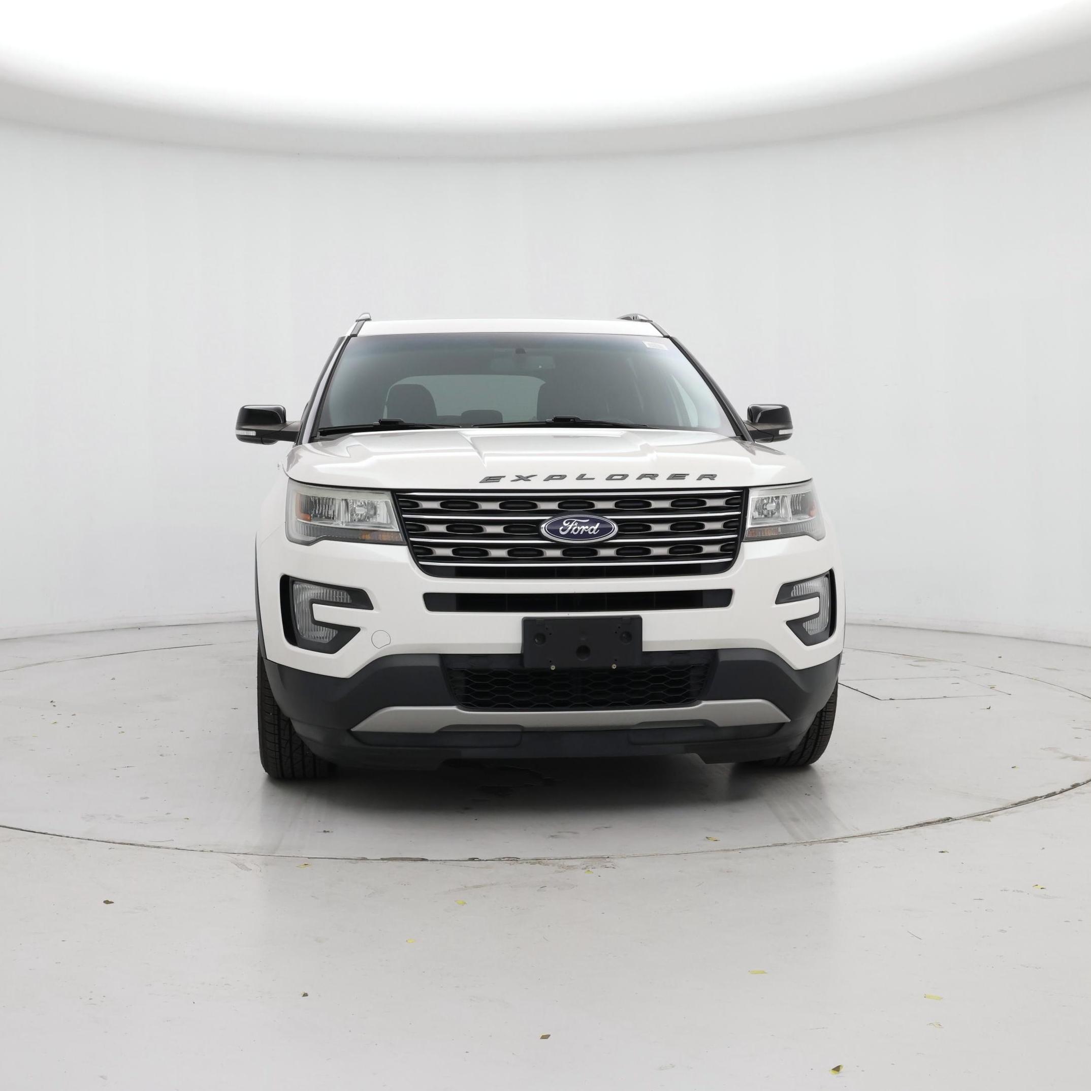 Thumbnail: 2017 Ford Explorer - 5