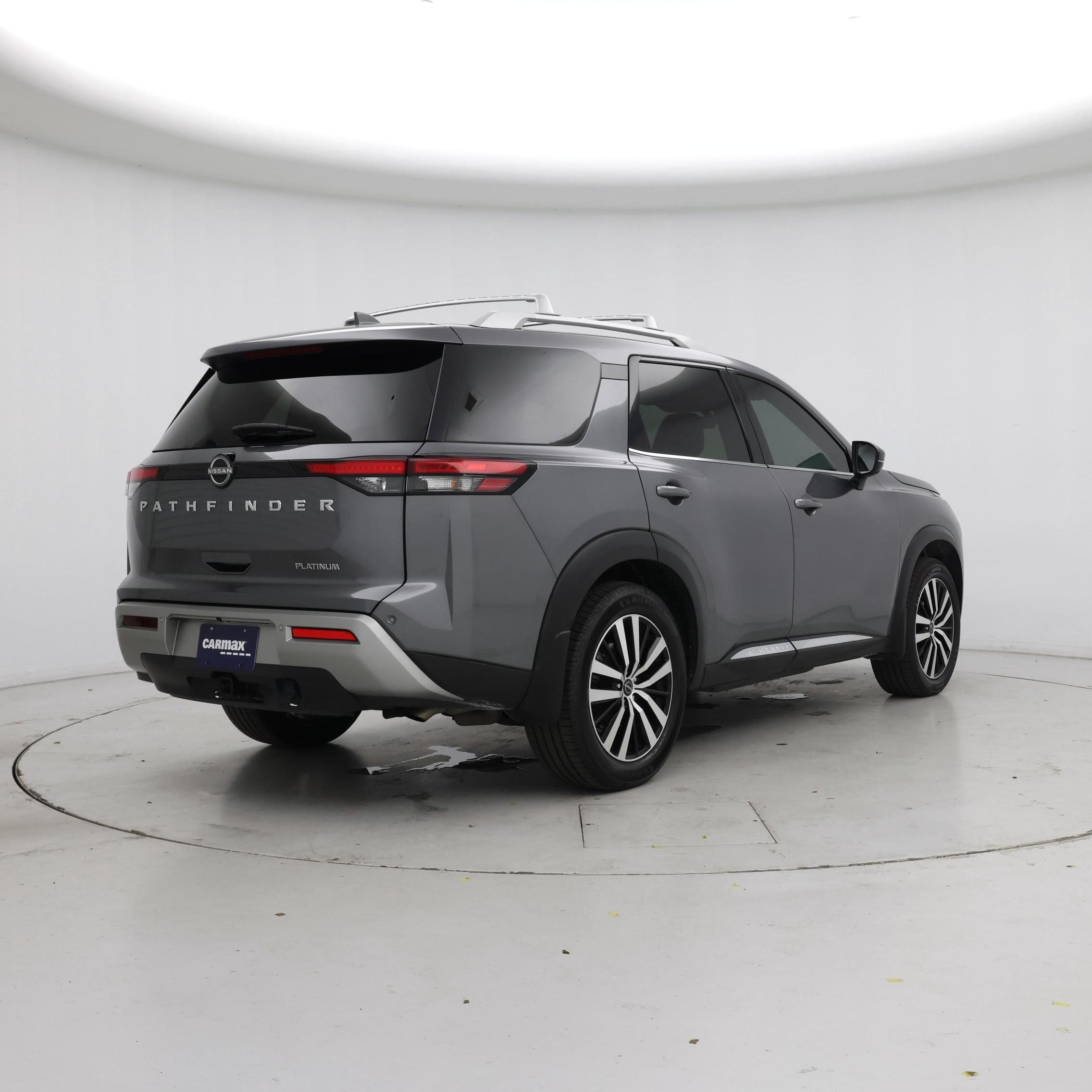 Thumbnail: 2023 Nissan Pathfinder - 8