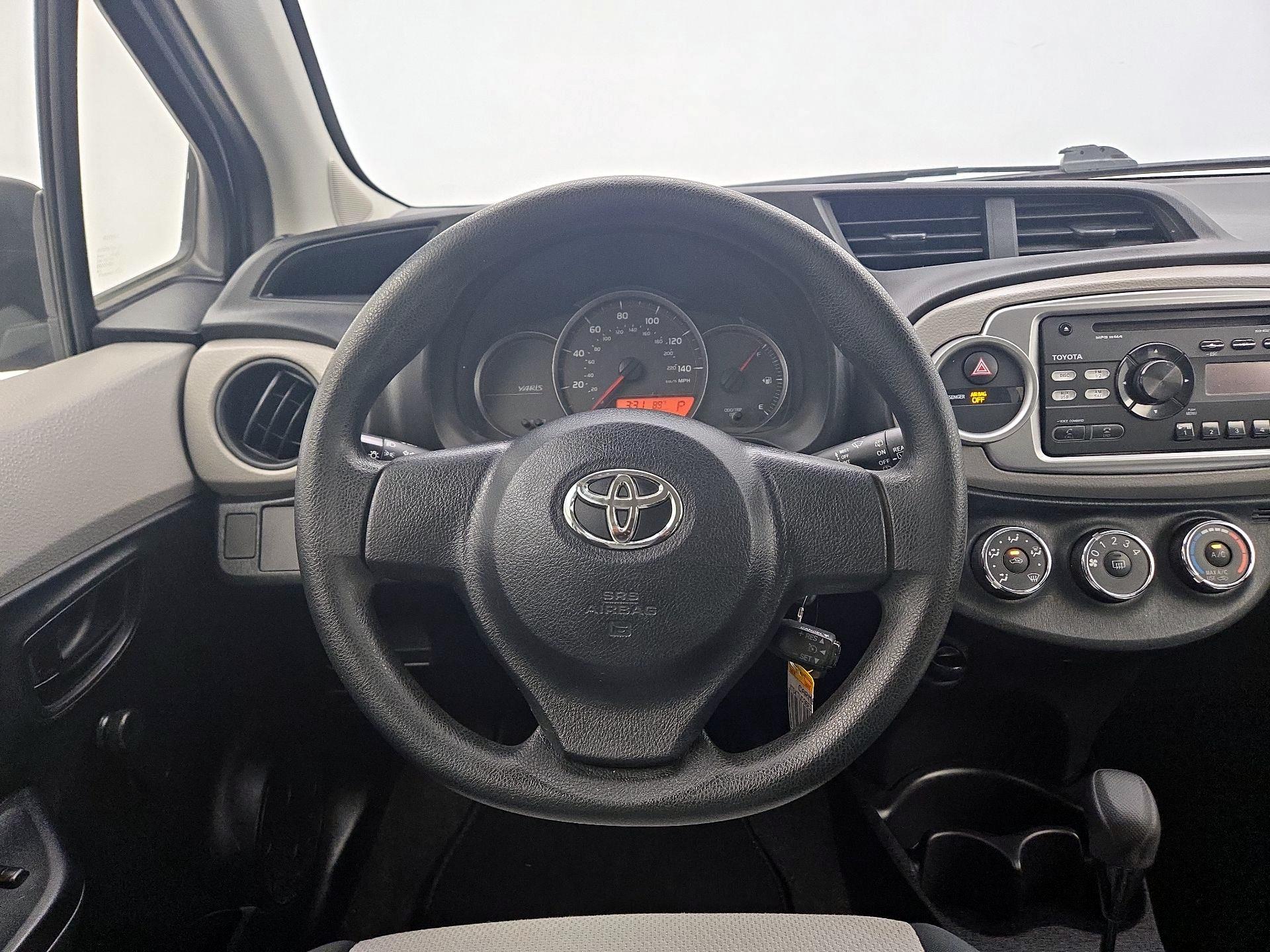 Thumbnail: 2014 Toyota Yaris - 10