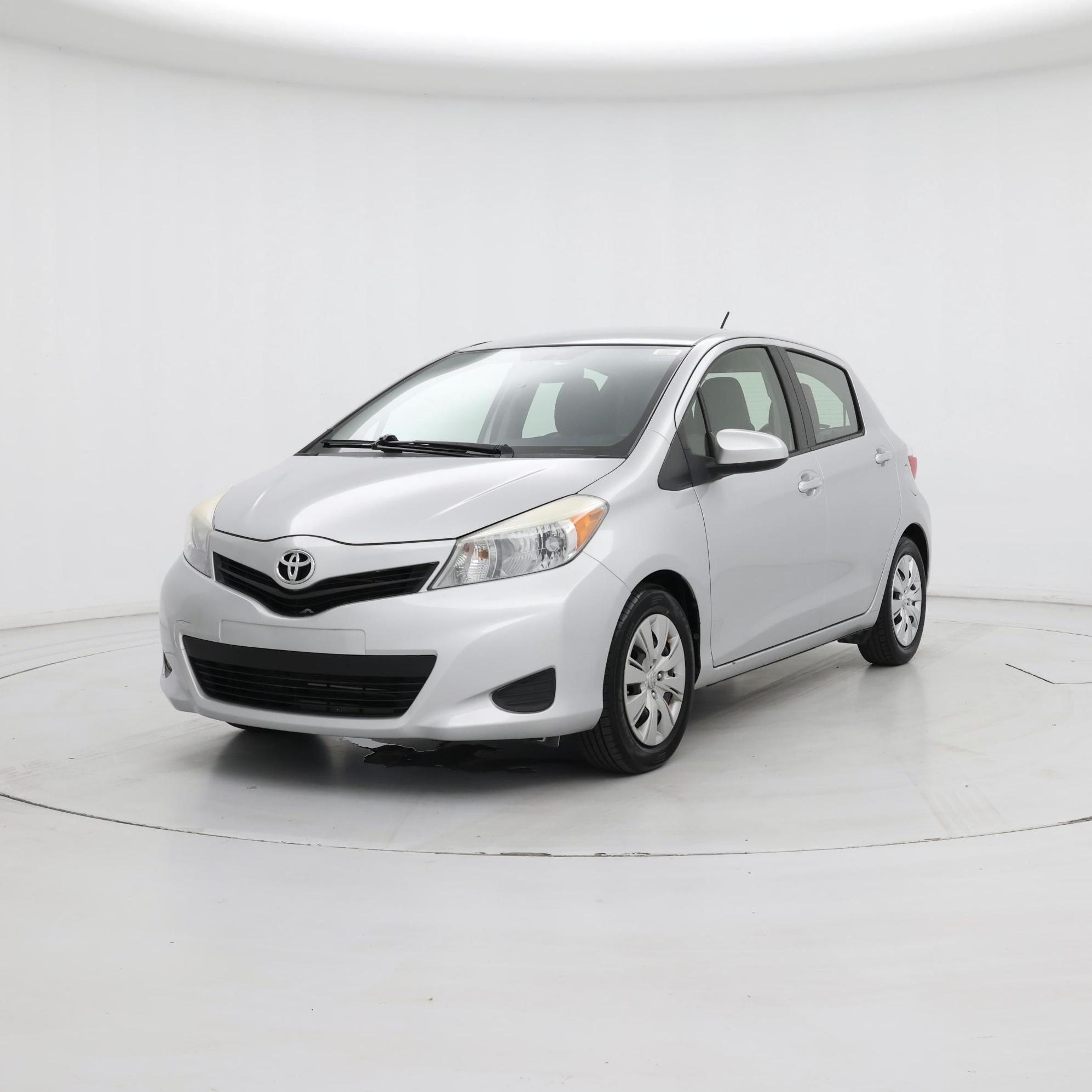 Thumbnail: 2014 Toyota Yaris - 4