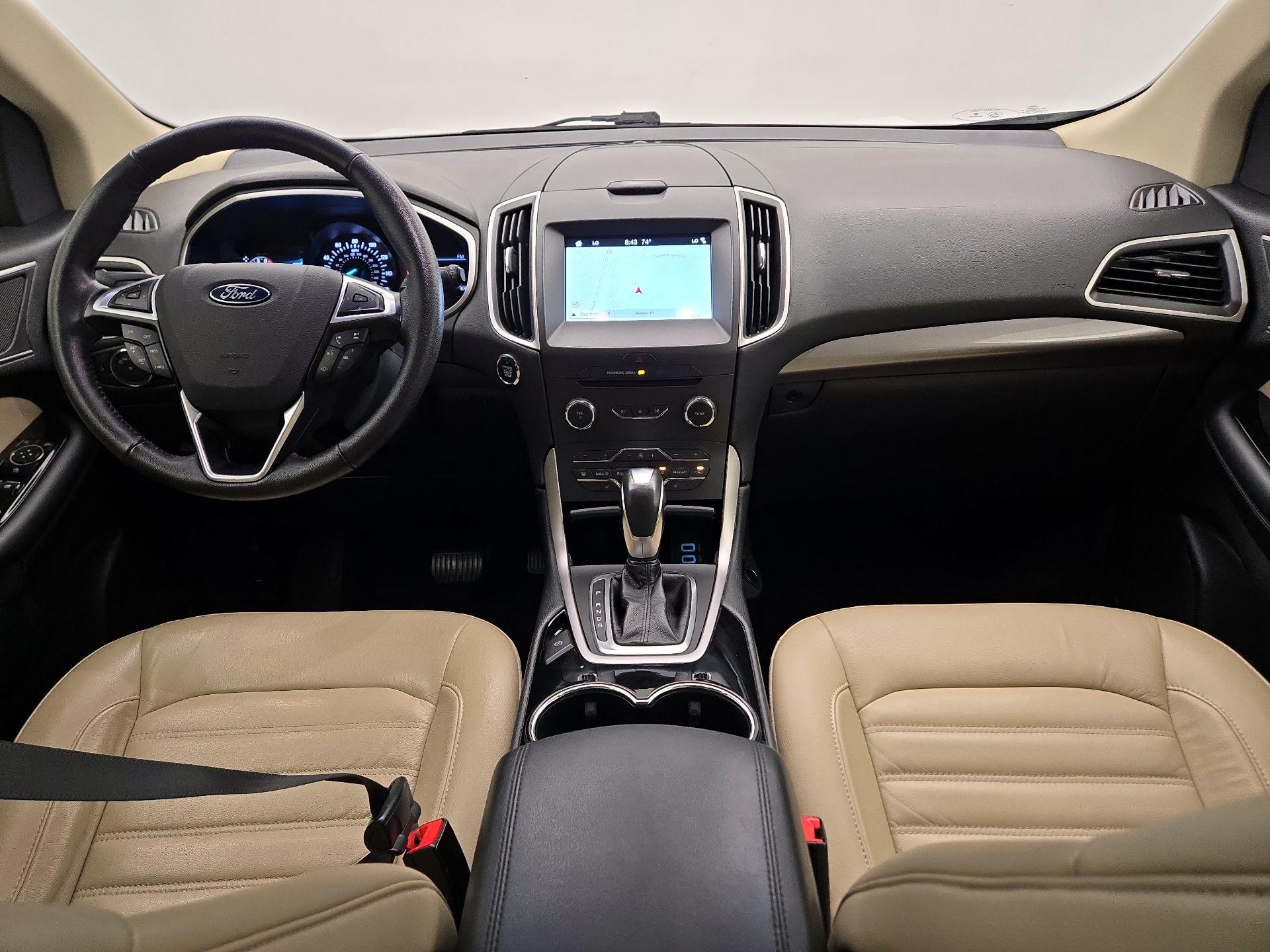 Thumbnail: 2016 Ford Edge - 9