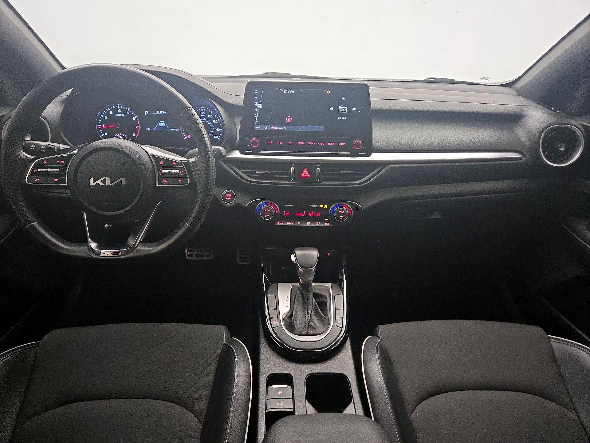 Thumbnail: 2023 Kia Forte - 9