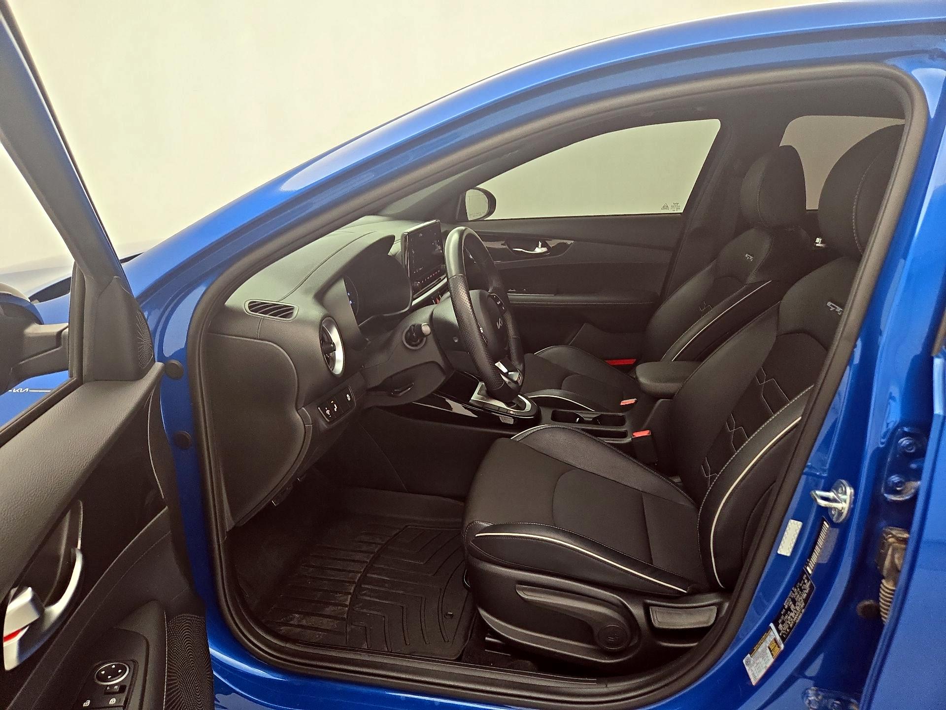Thumbnail: 2023 Kia Forte - 11