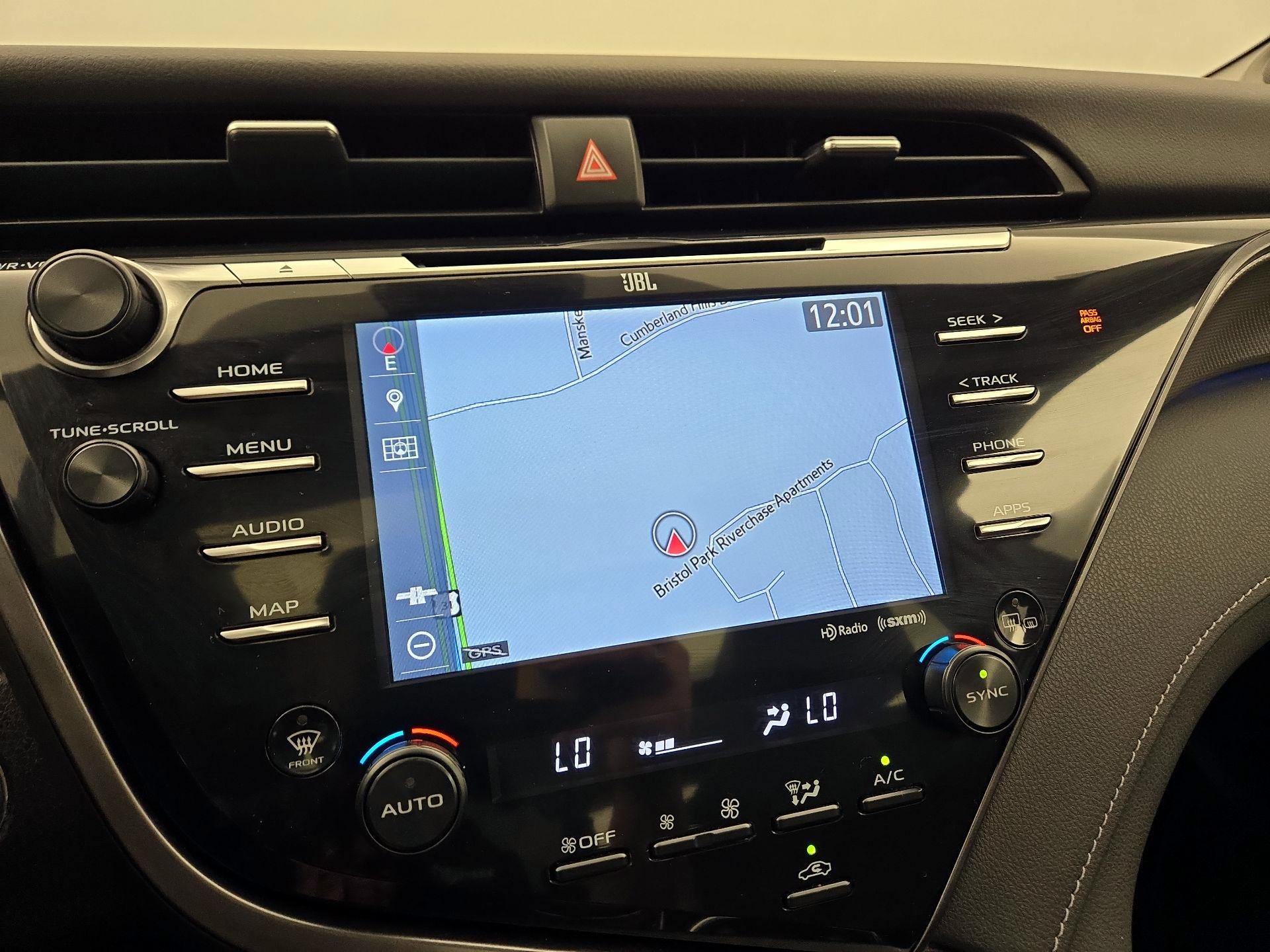 Thumbnail: 2019 Toyota Camry - 14