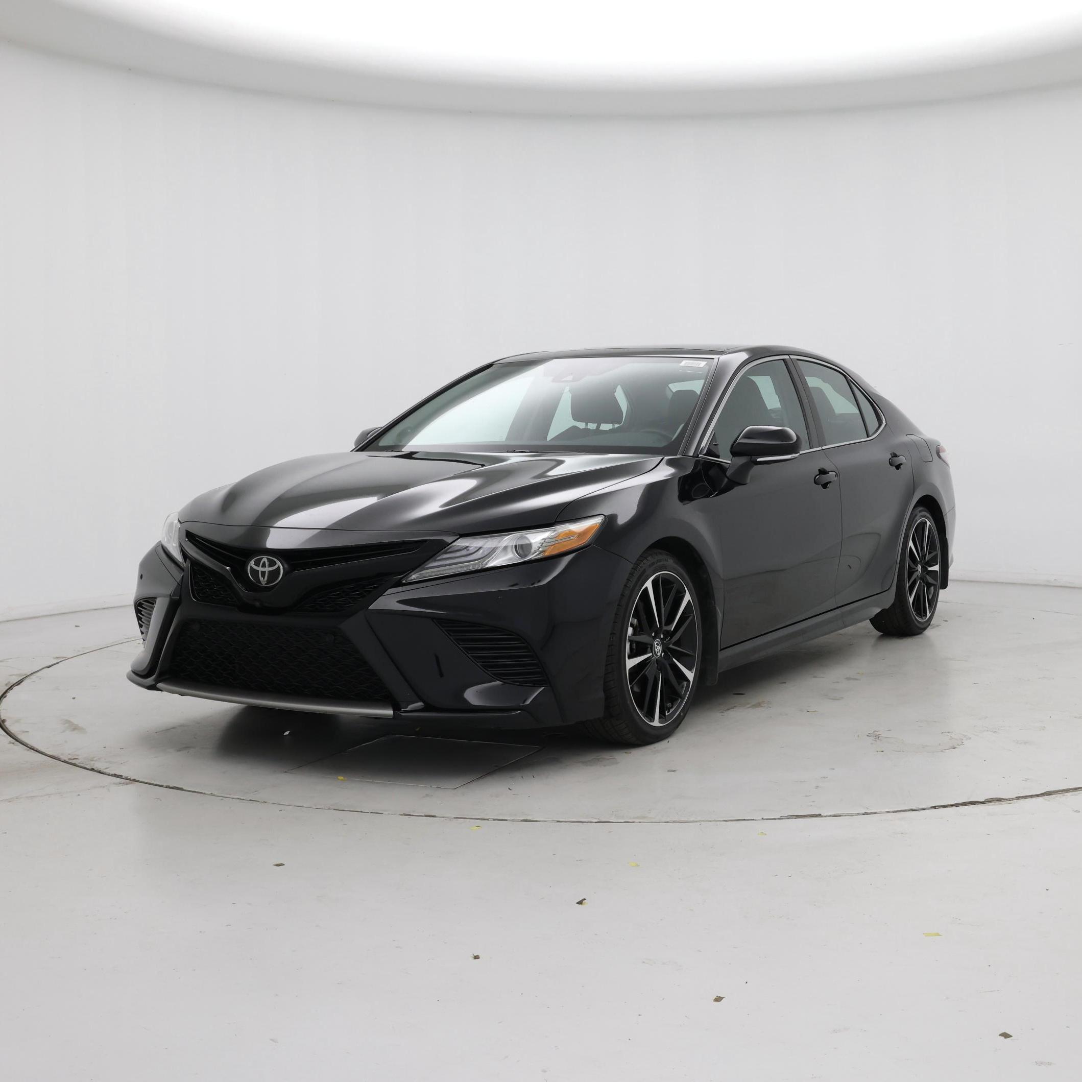 Thumbnail: 2019 Toyota Camry - 4
