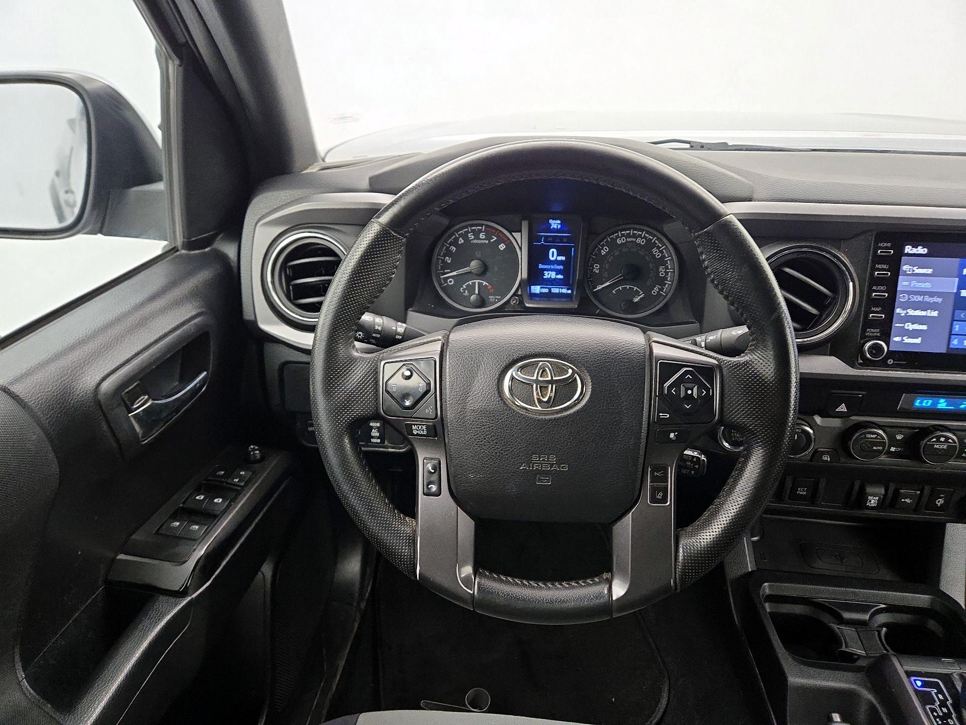 Thumbnail: 2021 Toyota Tacoma - 10