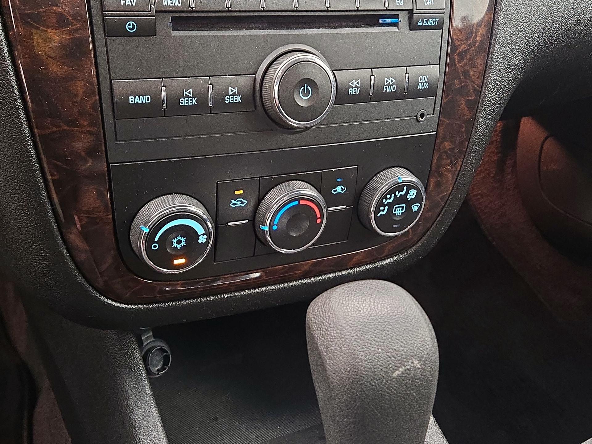 Thumbnail: 2015 Chevrolet Impala - 15