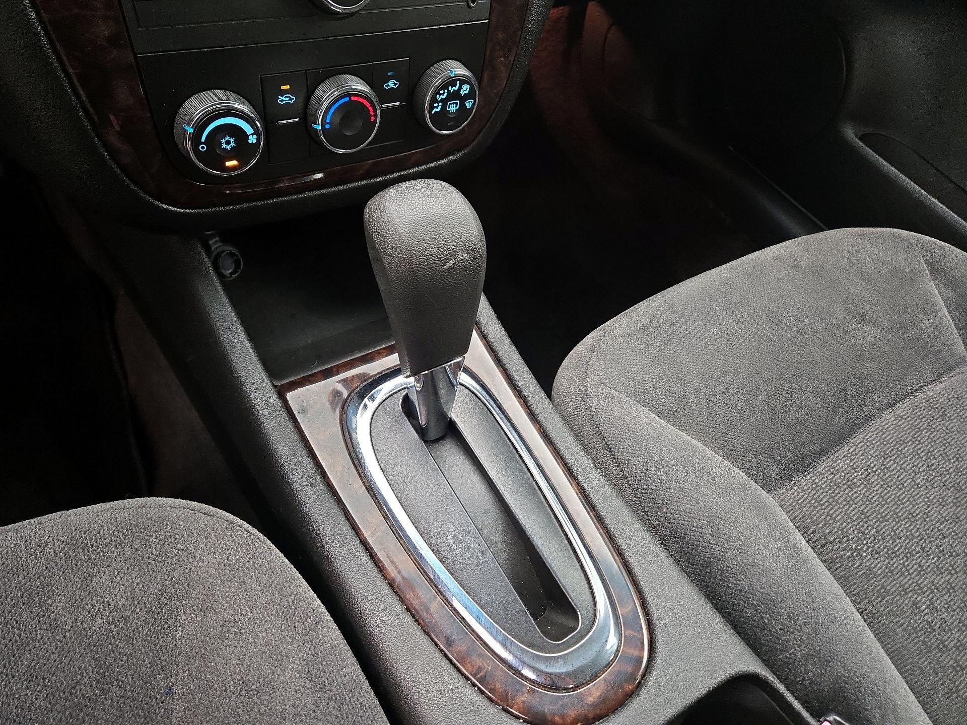 Thumbnail: 2015 Chevrolet Impala - 16