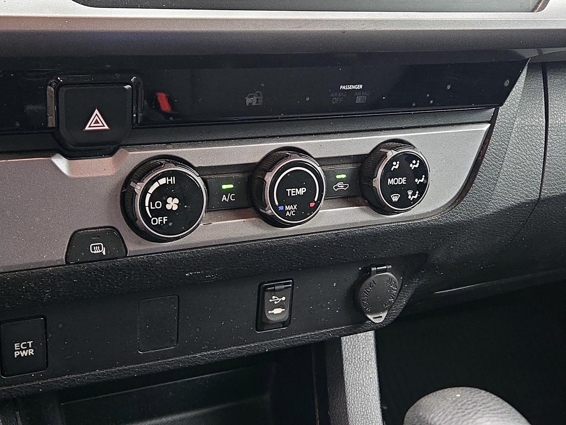 Thumbnail: 2017 Toyota Tacoma - 16