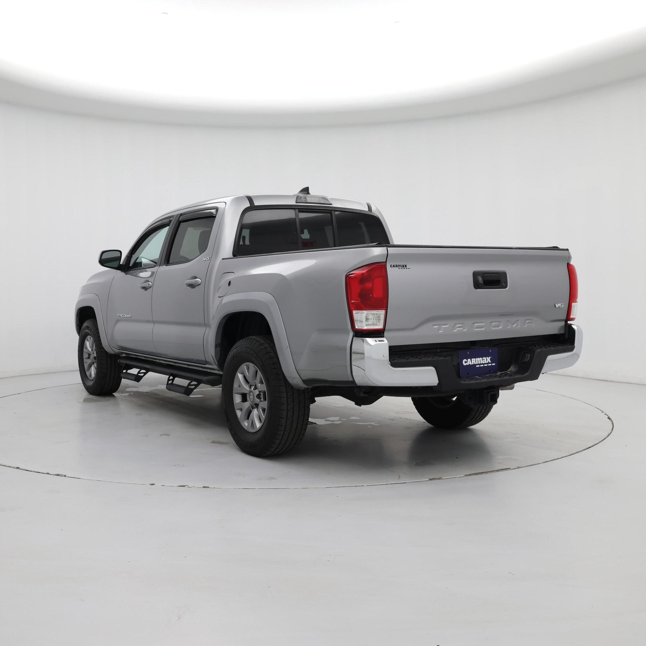 Thumbnail: 2017 Toyota Tacoma - 2