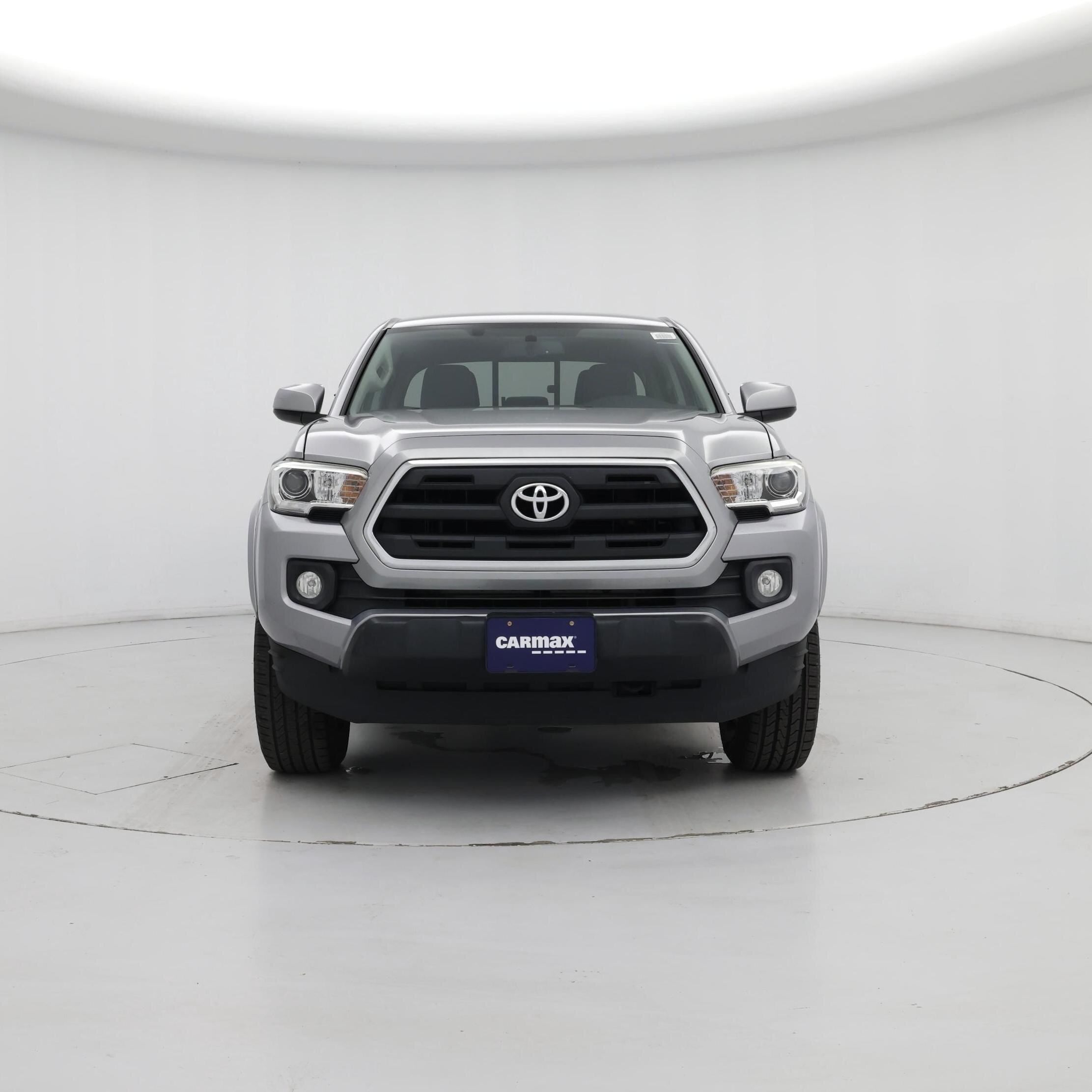 Thumbnail: 2017 Toyota Tacoma - 5