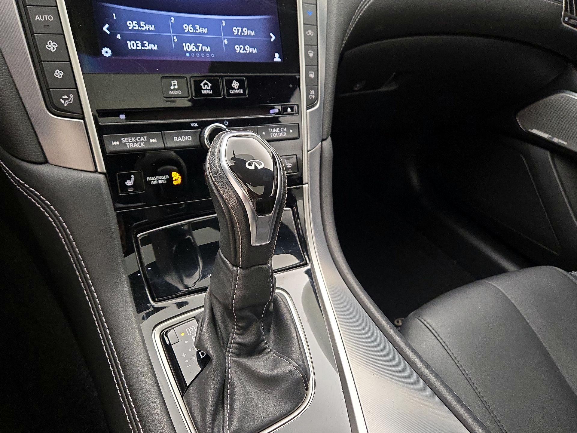 Thumbnail: 2017 INFINITI Q60 - 18
