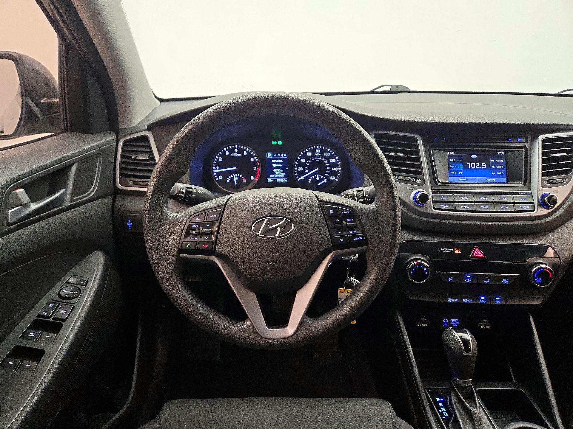Thumbnail: 2017 Hyundai Tucson - 10