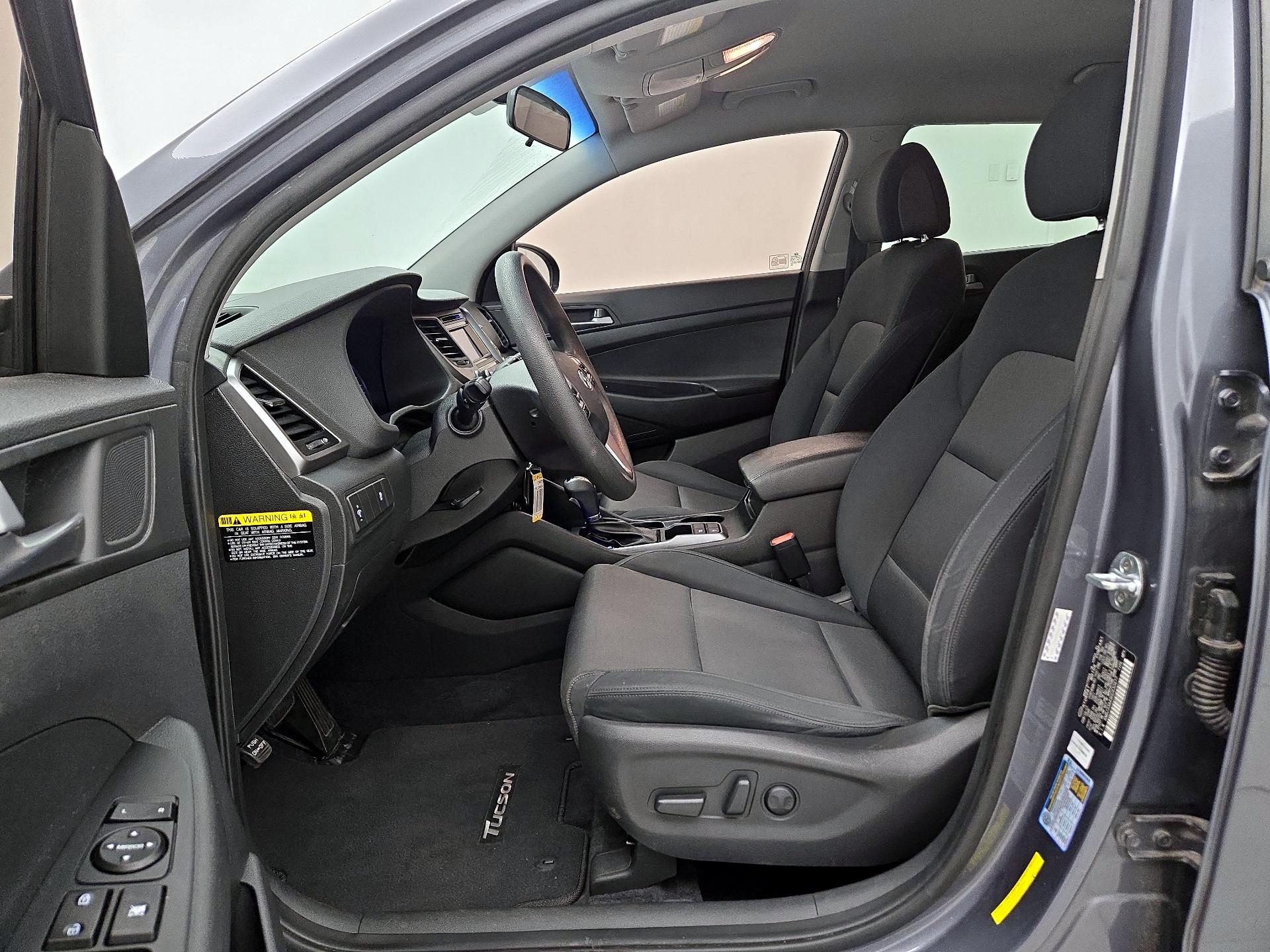 Thumbnail: 2017 Hyundai Tucson - 11