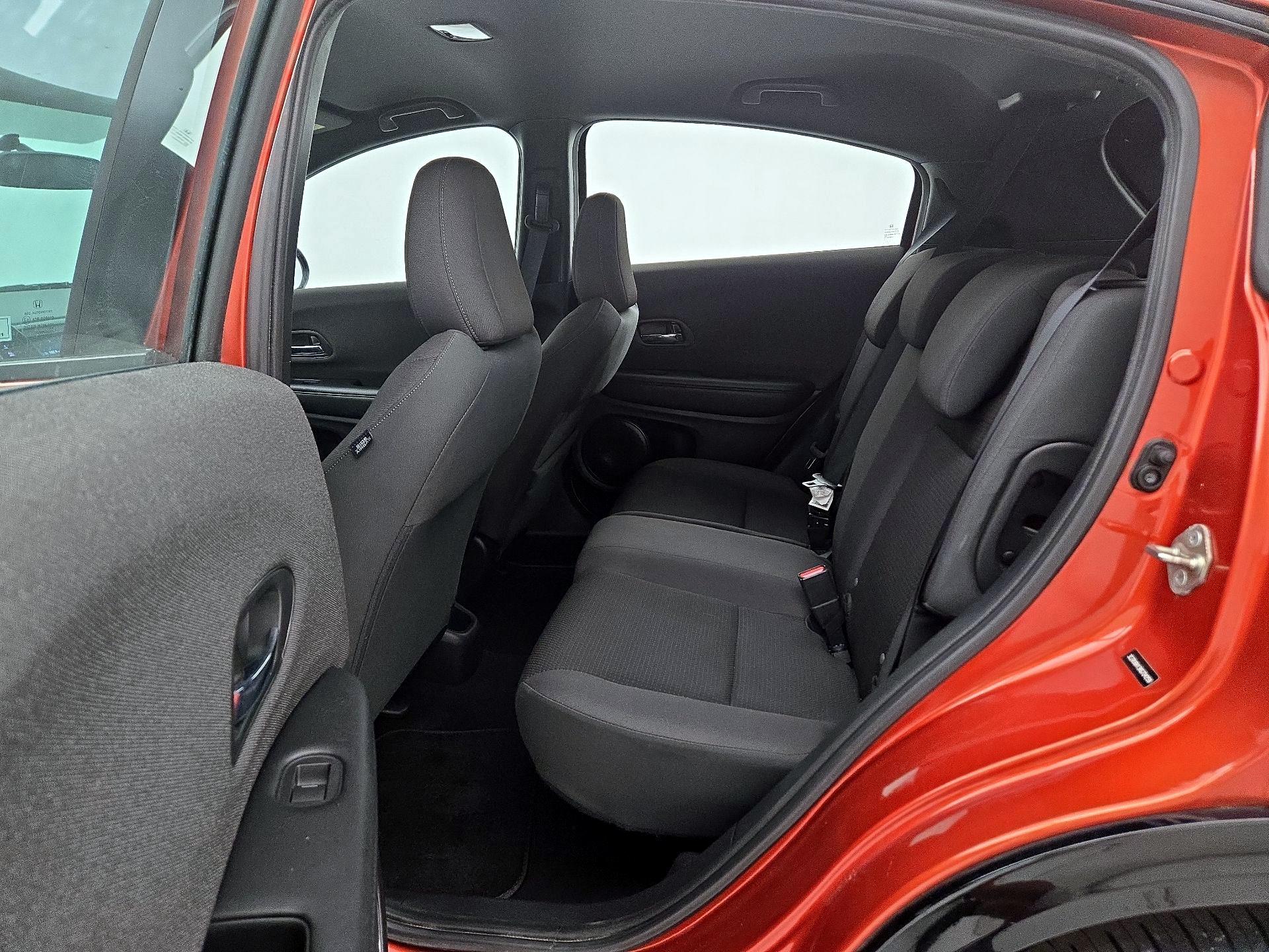 Thumbnail: 2019 Honda HR-V - 19