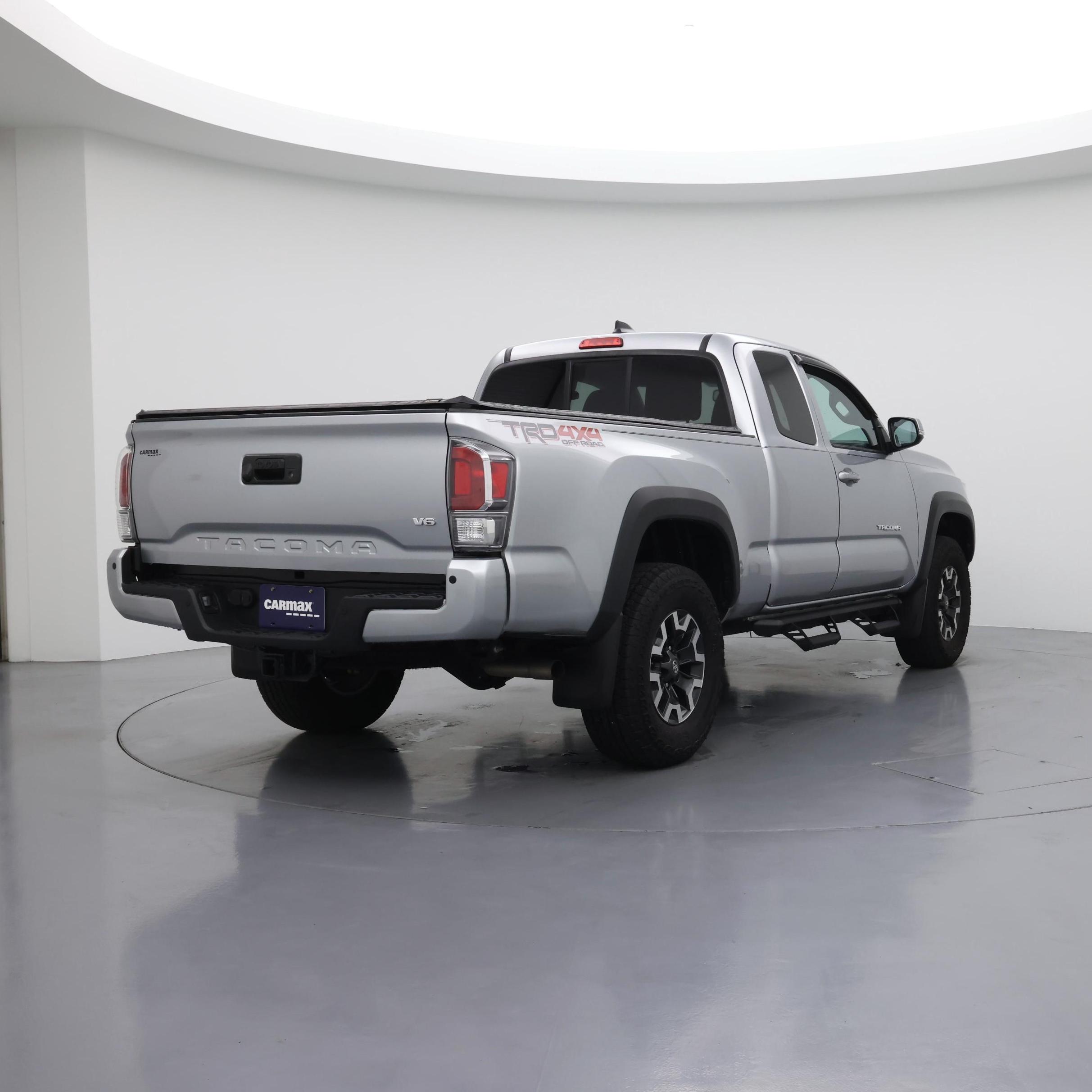 Thumbnail: 2022 Toyota Tacoma - 8
