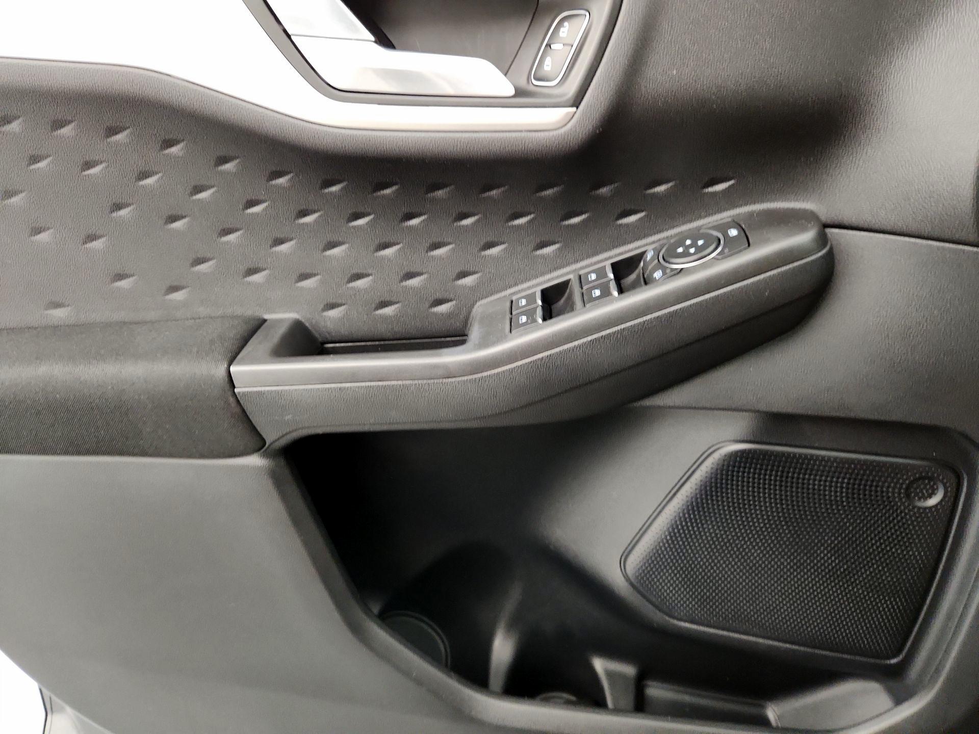 Thumbnail: 2020 Ford Escape - 12