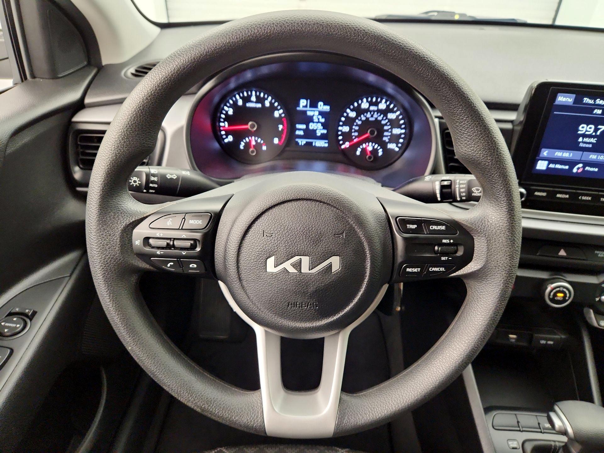 Thumbnail: 2023 Kia Rio - 10